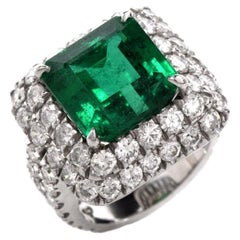 Certified 8.32 carat Emerald and Diamond Cocktail Ring