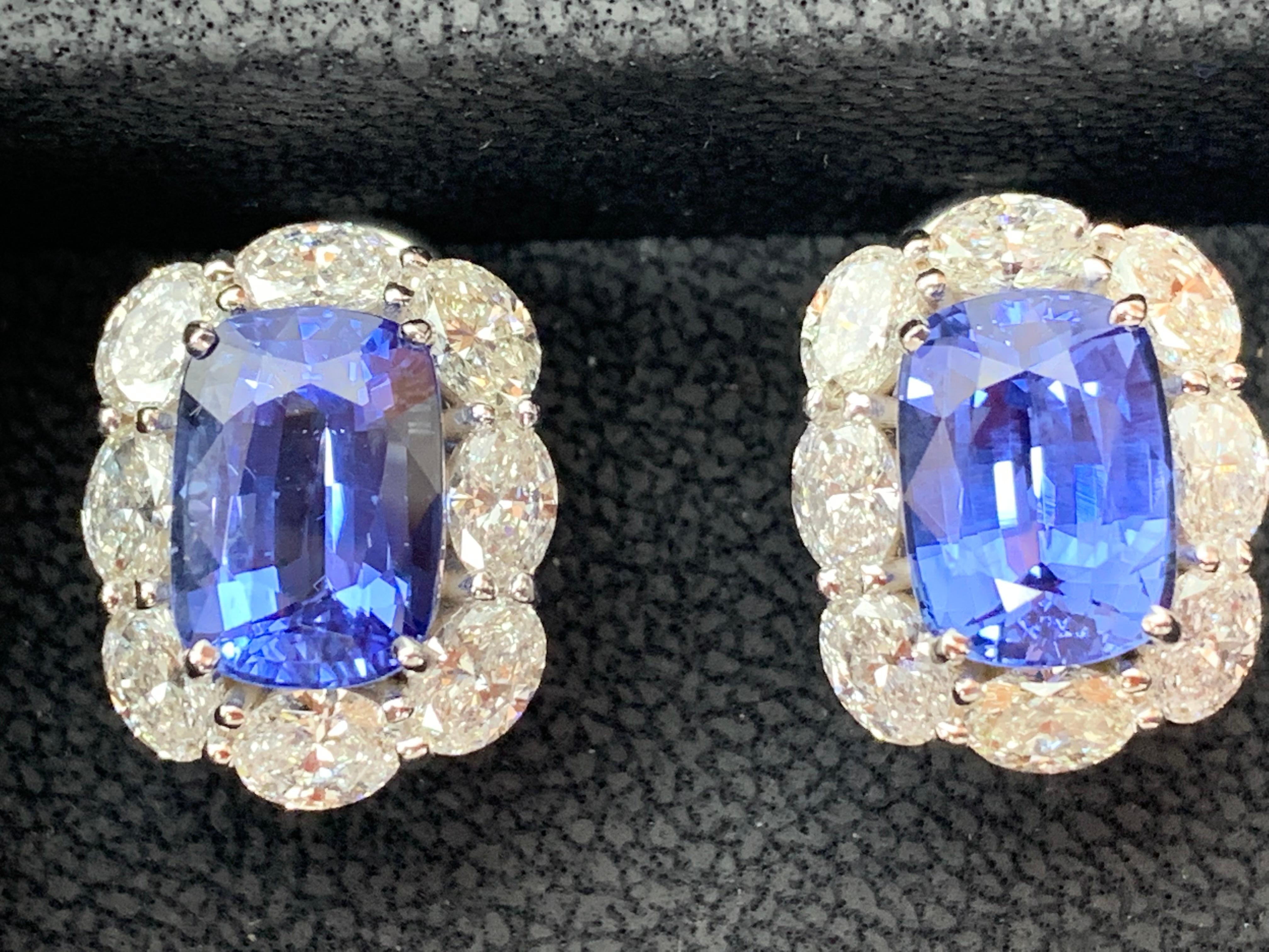 Certified 8.49 Carat Cushion Cut Sapphire  Diamond Halo Earring in 18K Whitegold For Sale 2