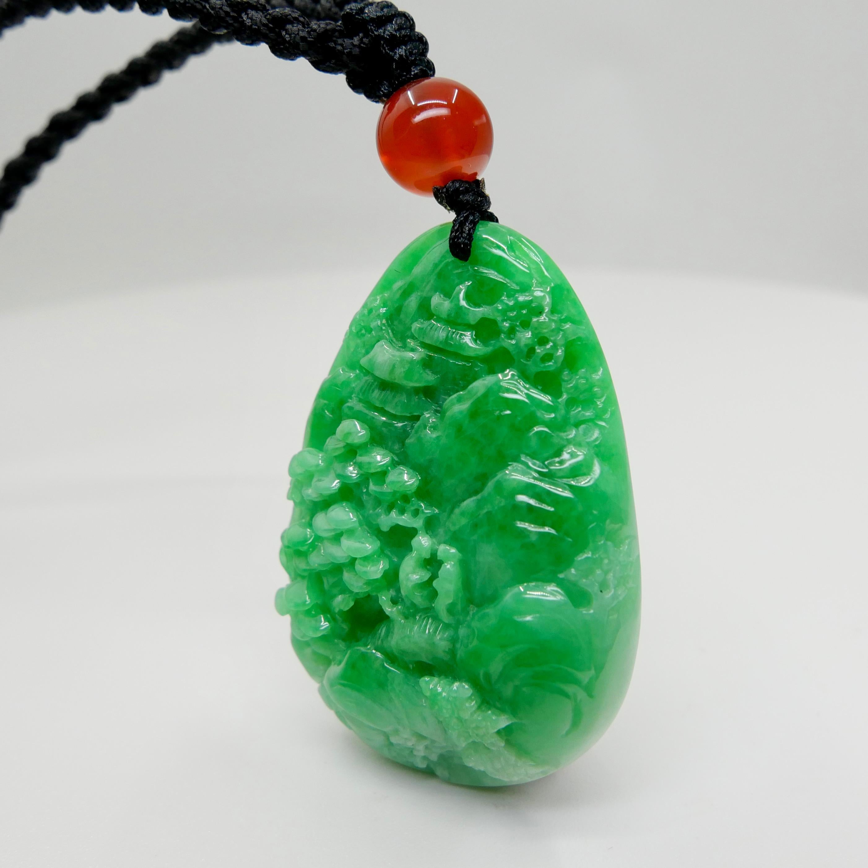 Collier pendentif magnifique sculpté en jade vert pomme naturel certifié 85,70 carats en vente 2