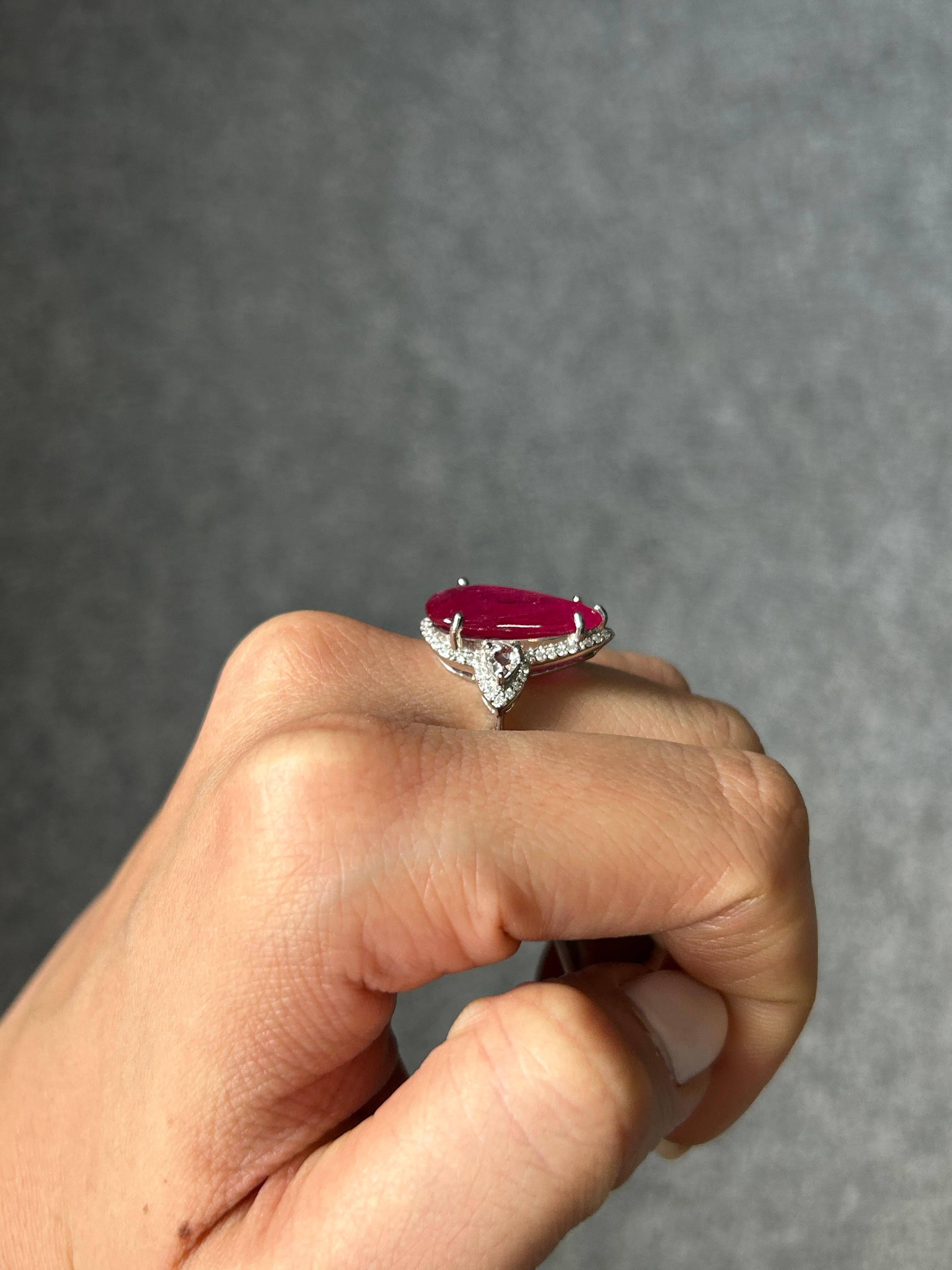 Certified 8.8 Carat Ruby and Diamond Three Stone Engagement Ring For Sale 2