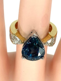 Certified 8 Carat Natural No Heat Blue Sapphire & Diamond Ring 18k Gold