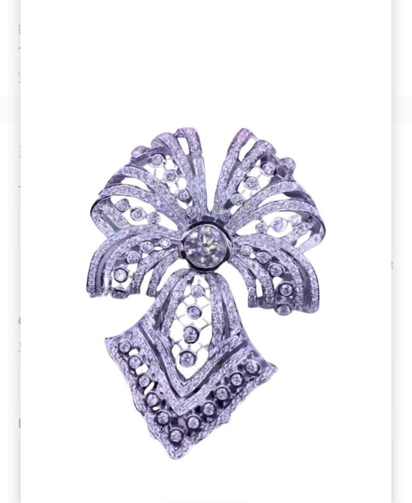 A magnificent  impressive piece , a very master piece , in Victorian design, absolutely stunning, a very piece of art by Italian jewelry designer.
Brooch come in 18K gold with 362 piece of natural diamonds, in perfect round brilliant cut, of 6,60