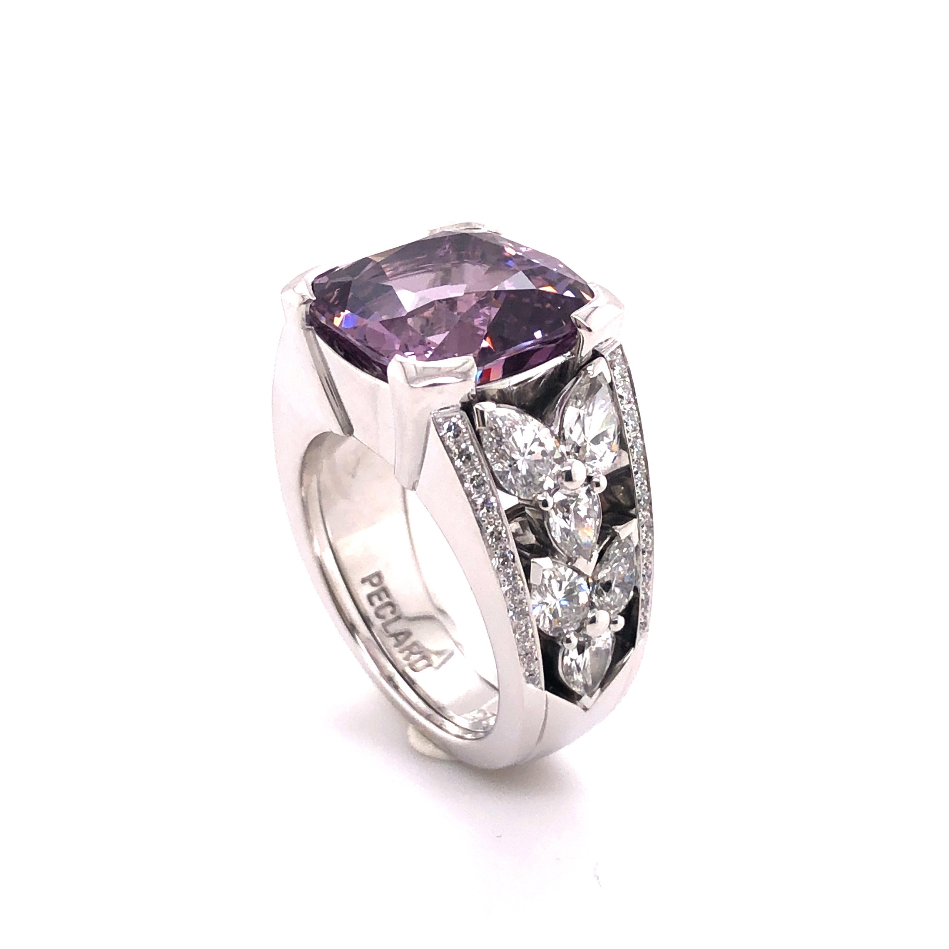 Certified 8.90 Ct Violet Burmese Spinel and Diamond Ring in 18 Karat White Gold For Sale 2