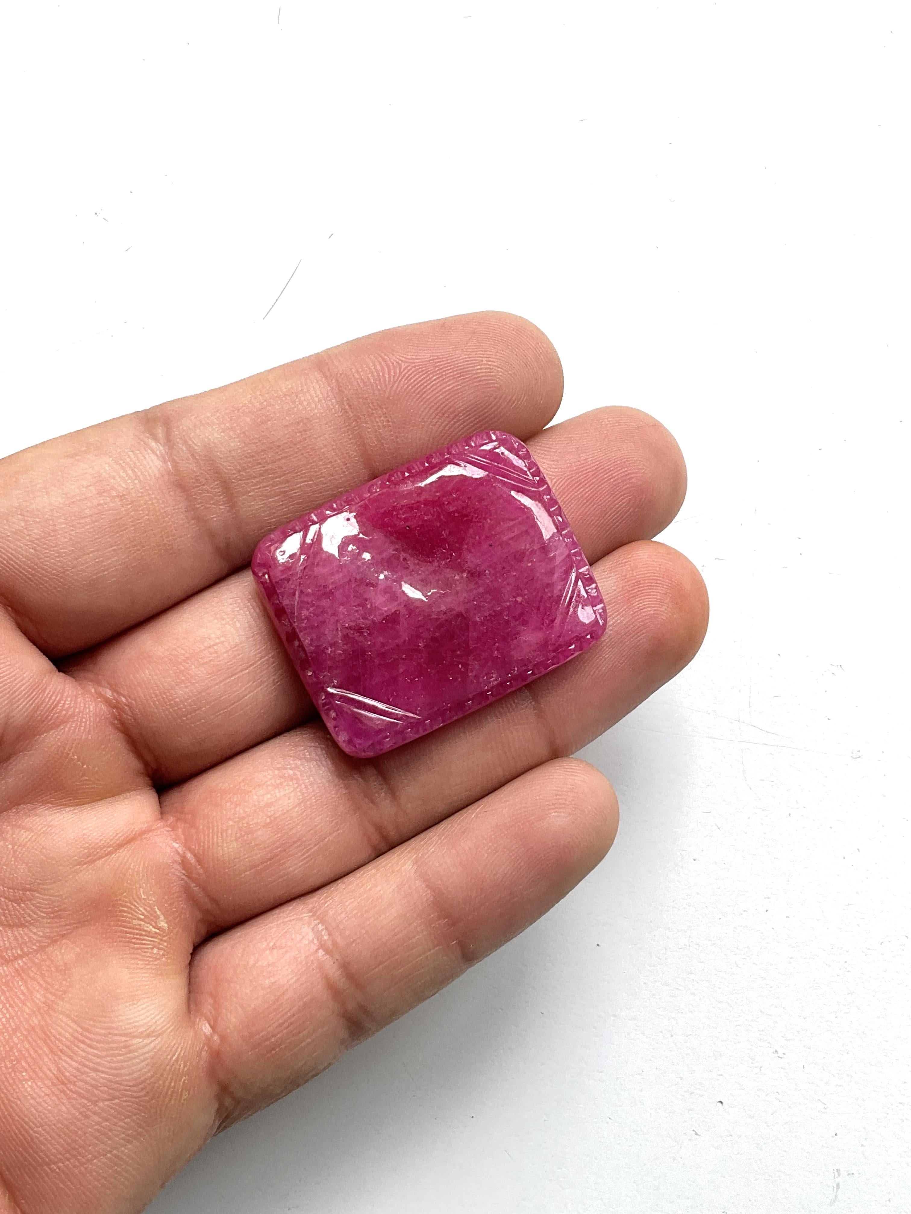 Certified 89.35 Carats Ruby Mozambique Carved Specimen Heated Natural Gemstone For Sale 1