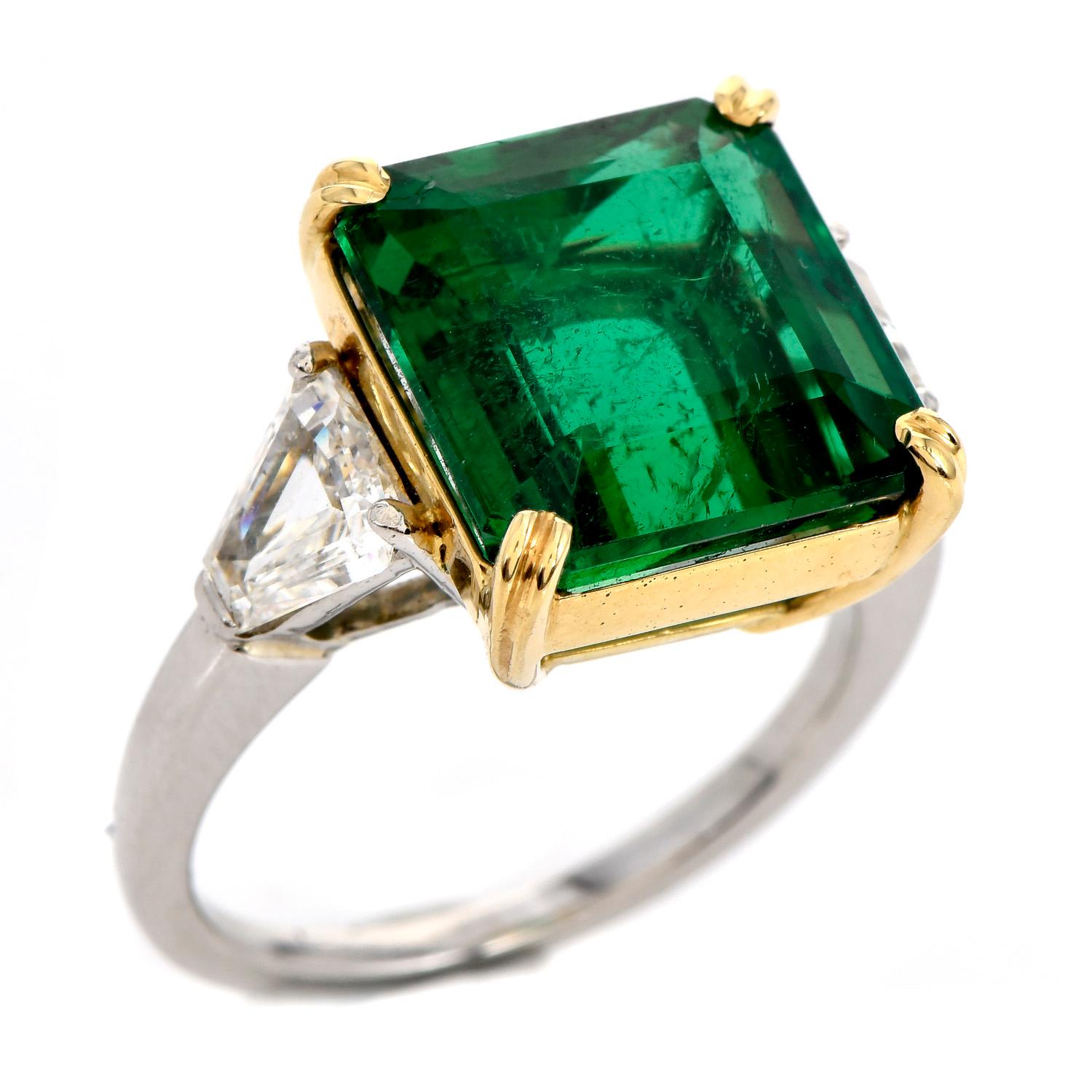 Emerald Cut Certified  9.02cts Zambian Emerald Diamond Platinum Cocktail Ring For Sale