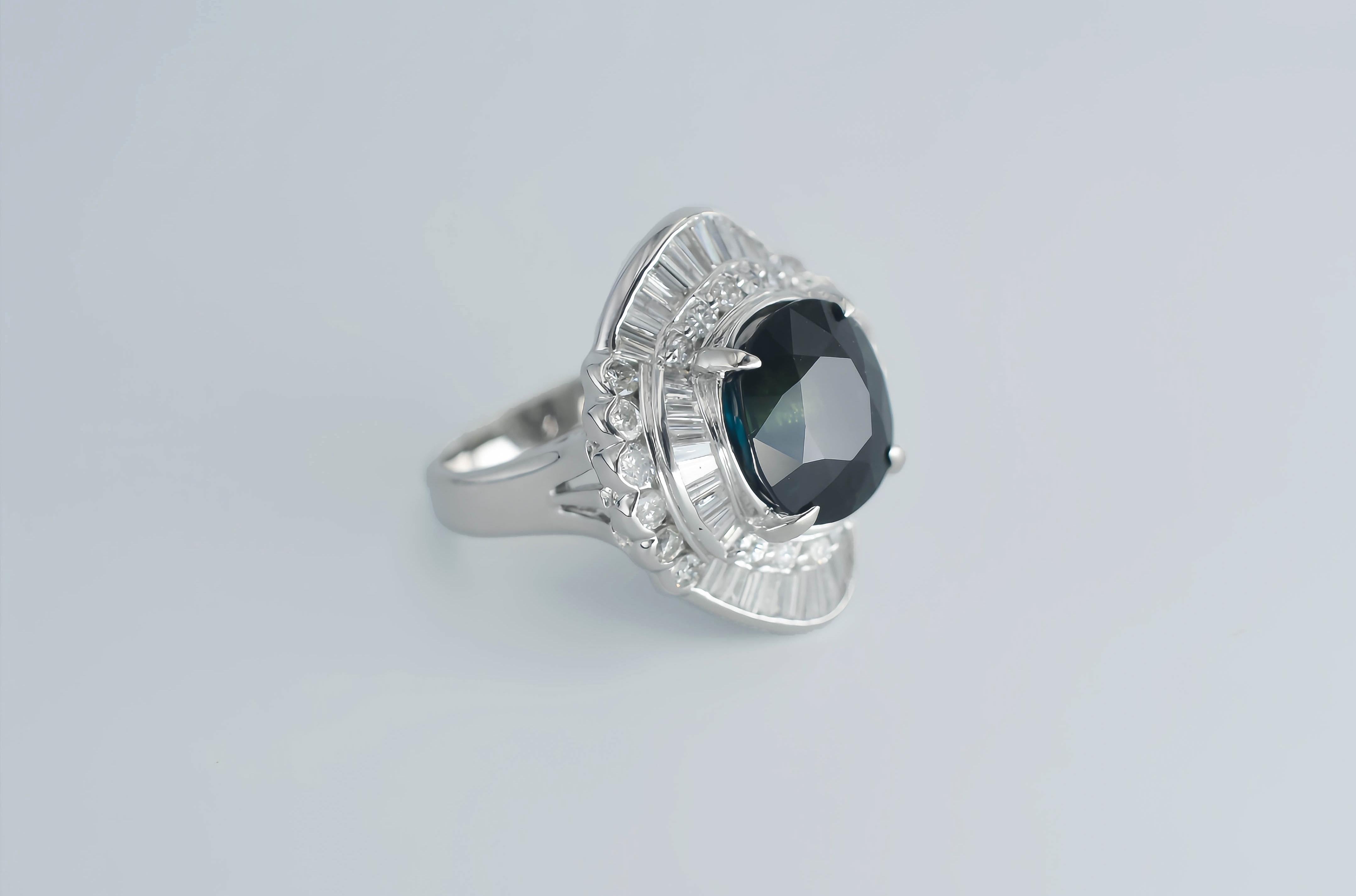 Antique Cushion Cut Certified 9.19ct Unheated Blue-Green Sapphire Diamond Platinum Cocktail Ring For Sale