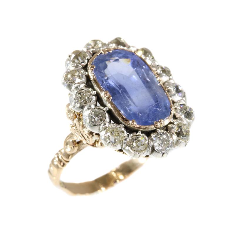 Certified 9.35 carat Sapphire and Diamond Antique 18 Karat Gold Engagement Ring 2