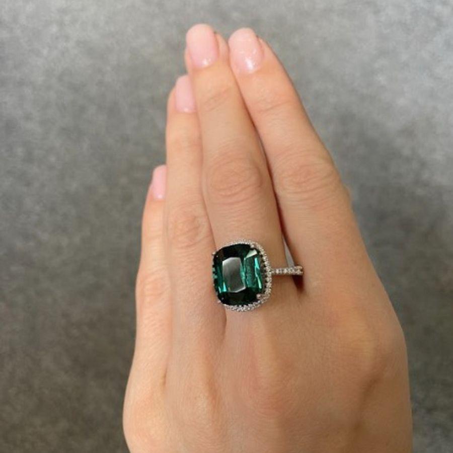 Certified 9.41 Carat Tourmaline and Diamond Engagement Ring For Sale 3