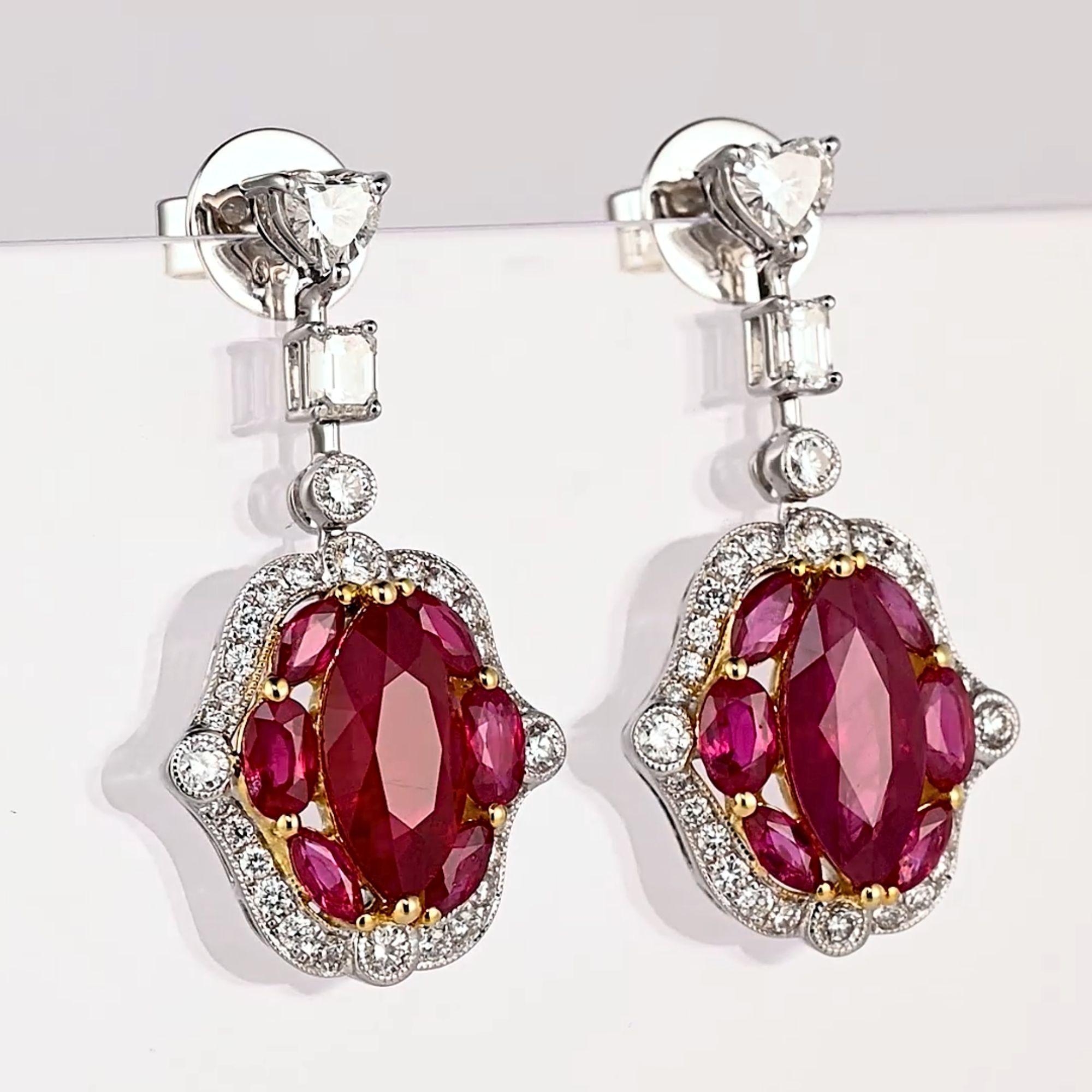 Boucles d'oreilles pendantes chandelier certifiées 9.47 carats rubis birman et diamant à grains multiples Bon état - En vente à Miami, FL