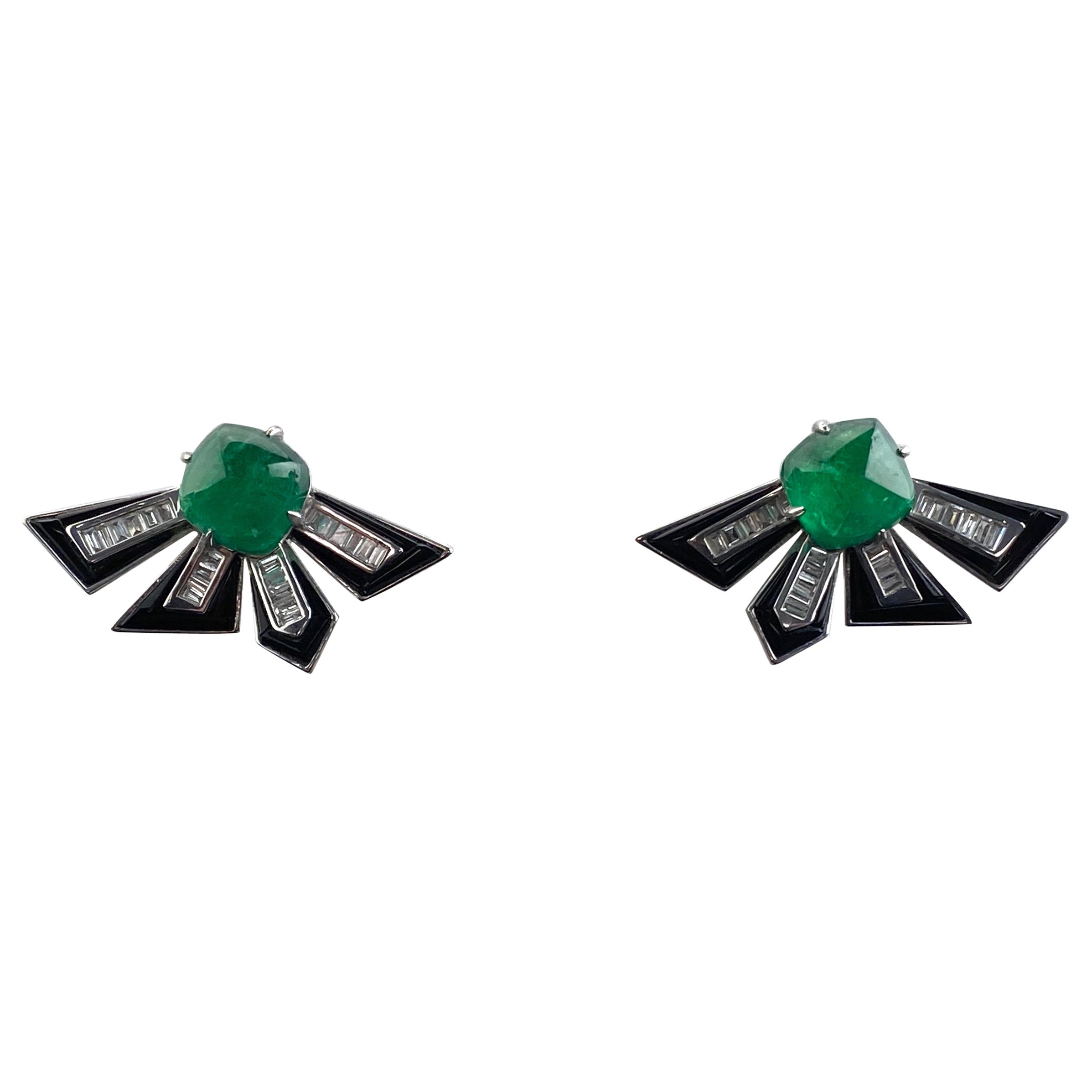 Borchie certificate con smeraldo dello Zambia, diamante e onice nera da 9,54 carati in vendita