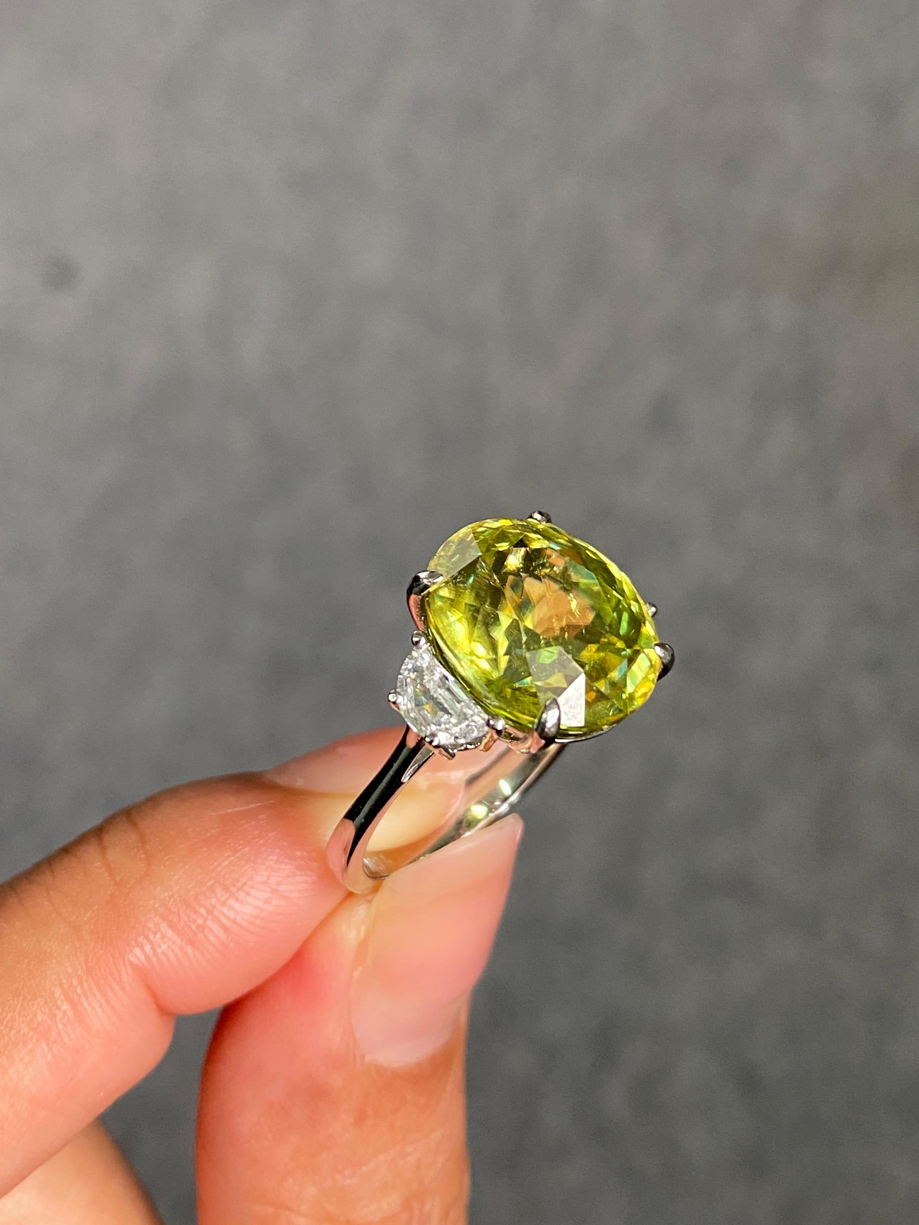 Bague de fiançailles cocktail à trois pierres en sphène et diamant de 9,59 carats certifié en vente 2