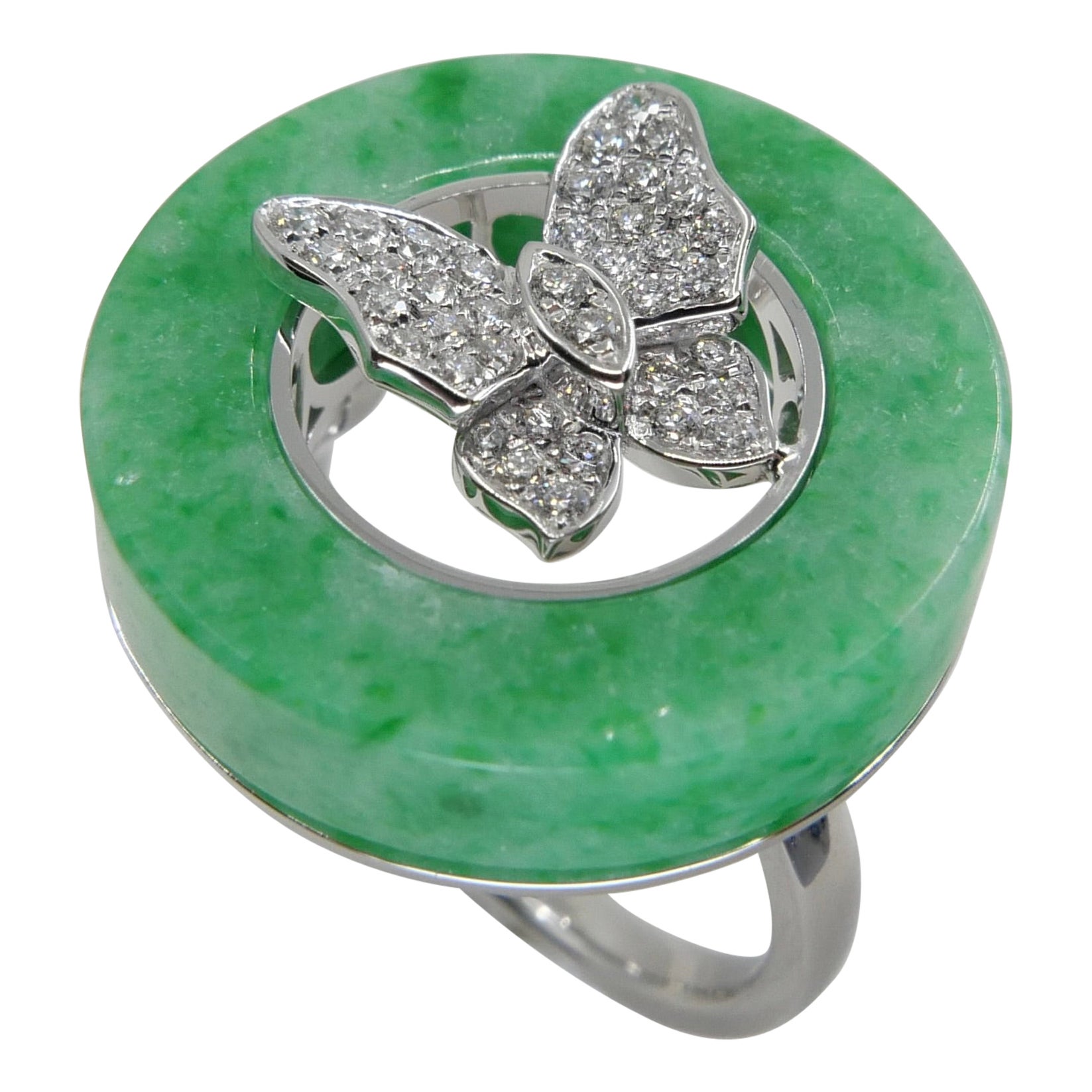 Anillo Mariposa de Jade Verde Manzana Certificado de 14,24 Cts y Diamante, Bien Diseñado