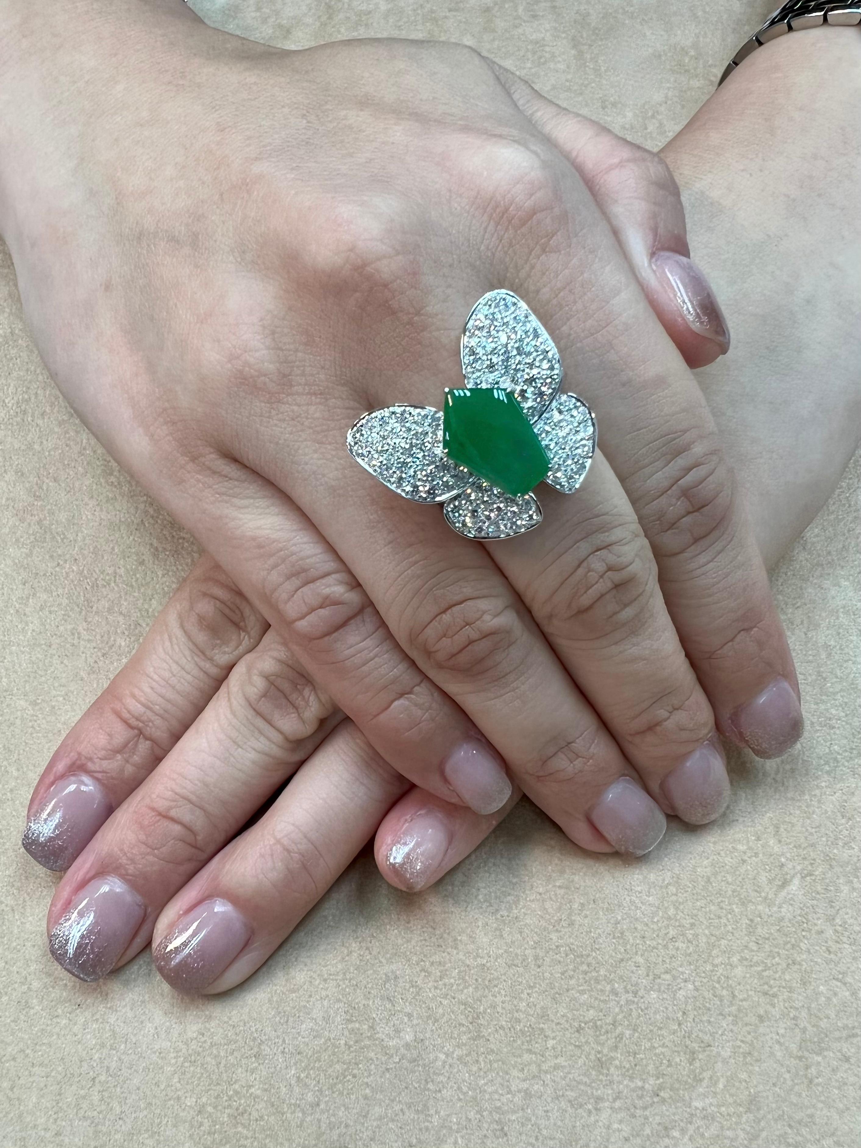 Certified Apple Green Jade & Diamond Butterfly Ring, Huge Statement Ring For Sale 4