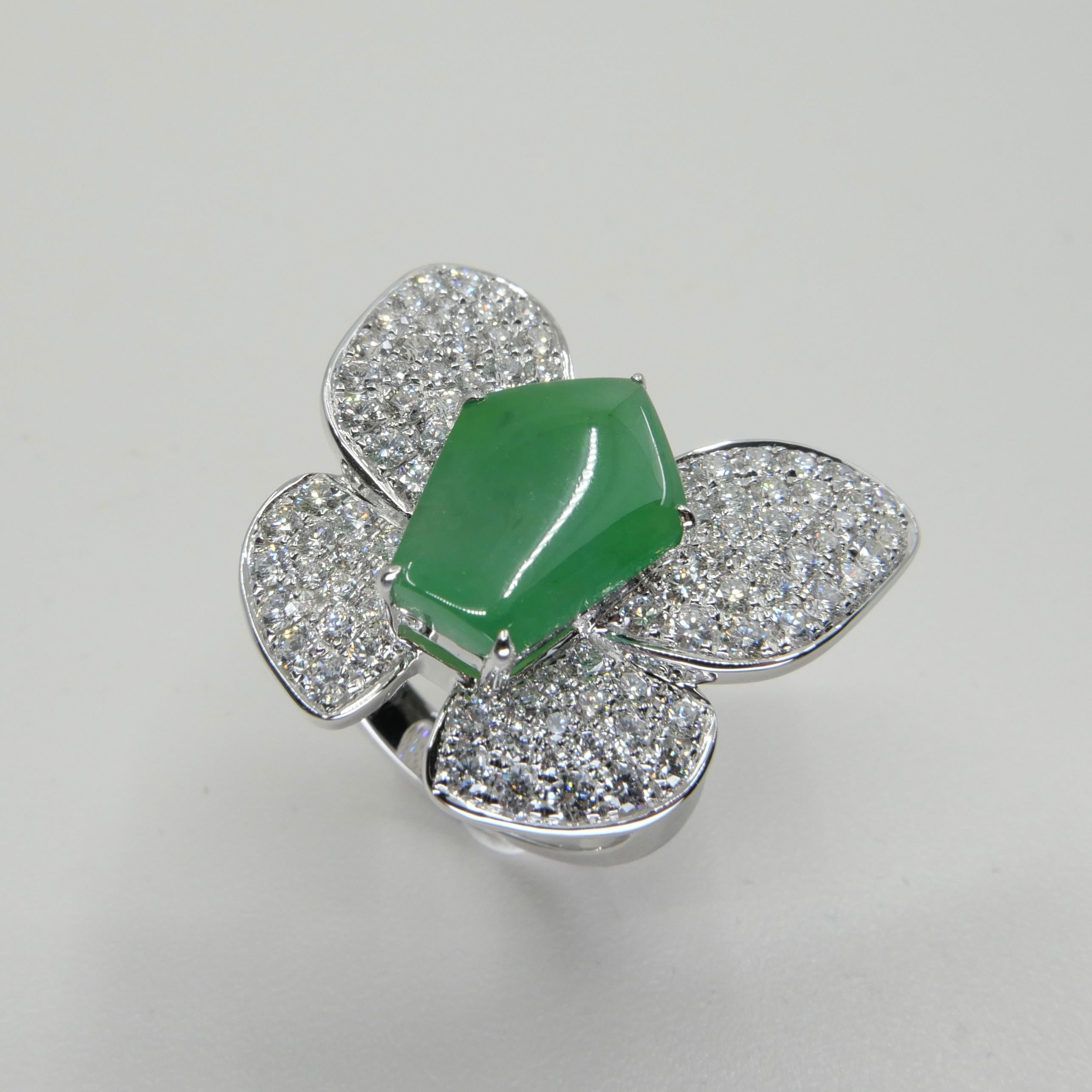 Taille grossière Bague papillon en jade vert pomme certifié et diamants, grande bague fantaisie en vente