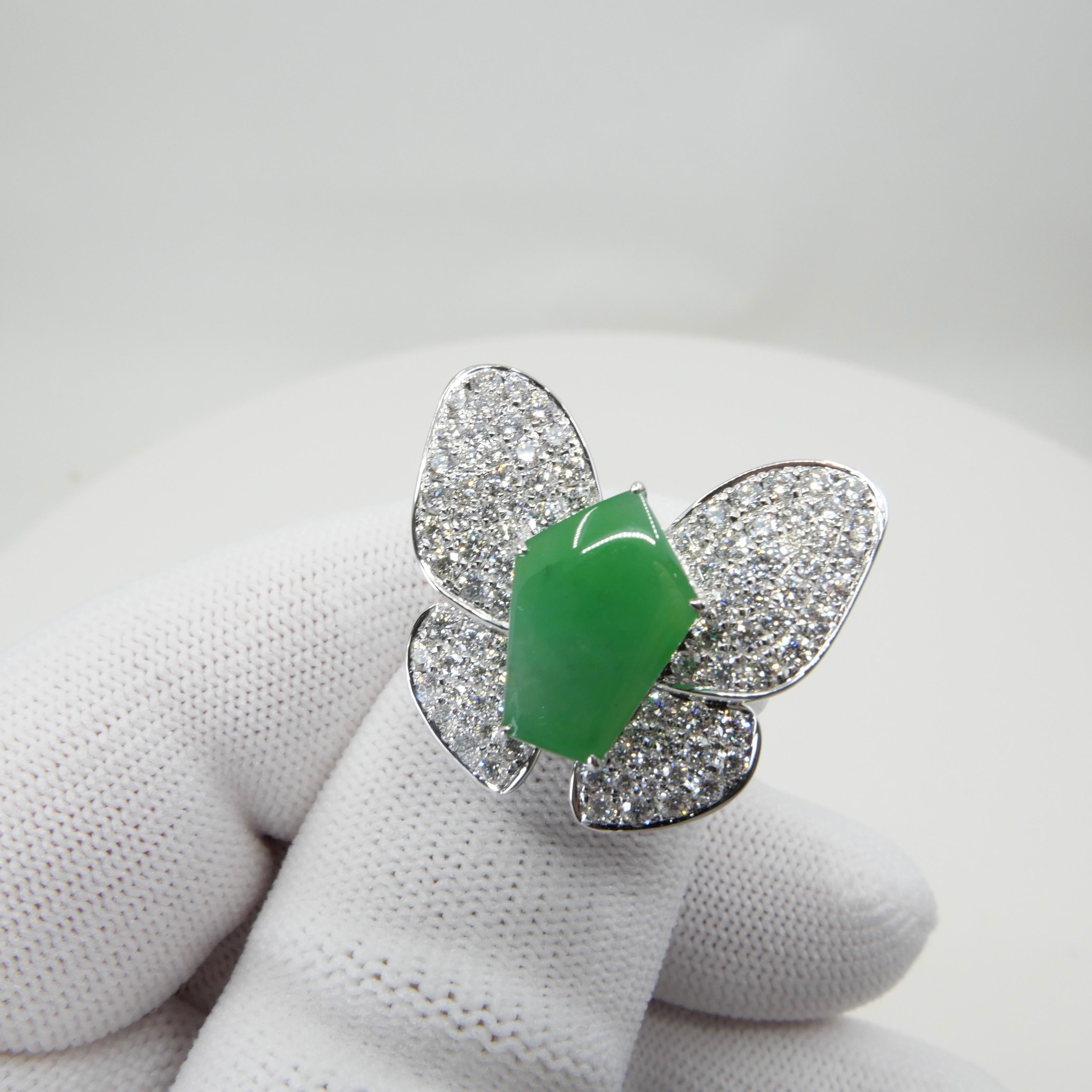 Certified Apple Green Jade & Diamond Butterfly Ring, Huge Statement Ring In New Condition For Sale In Hong Kong, HK