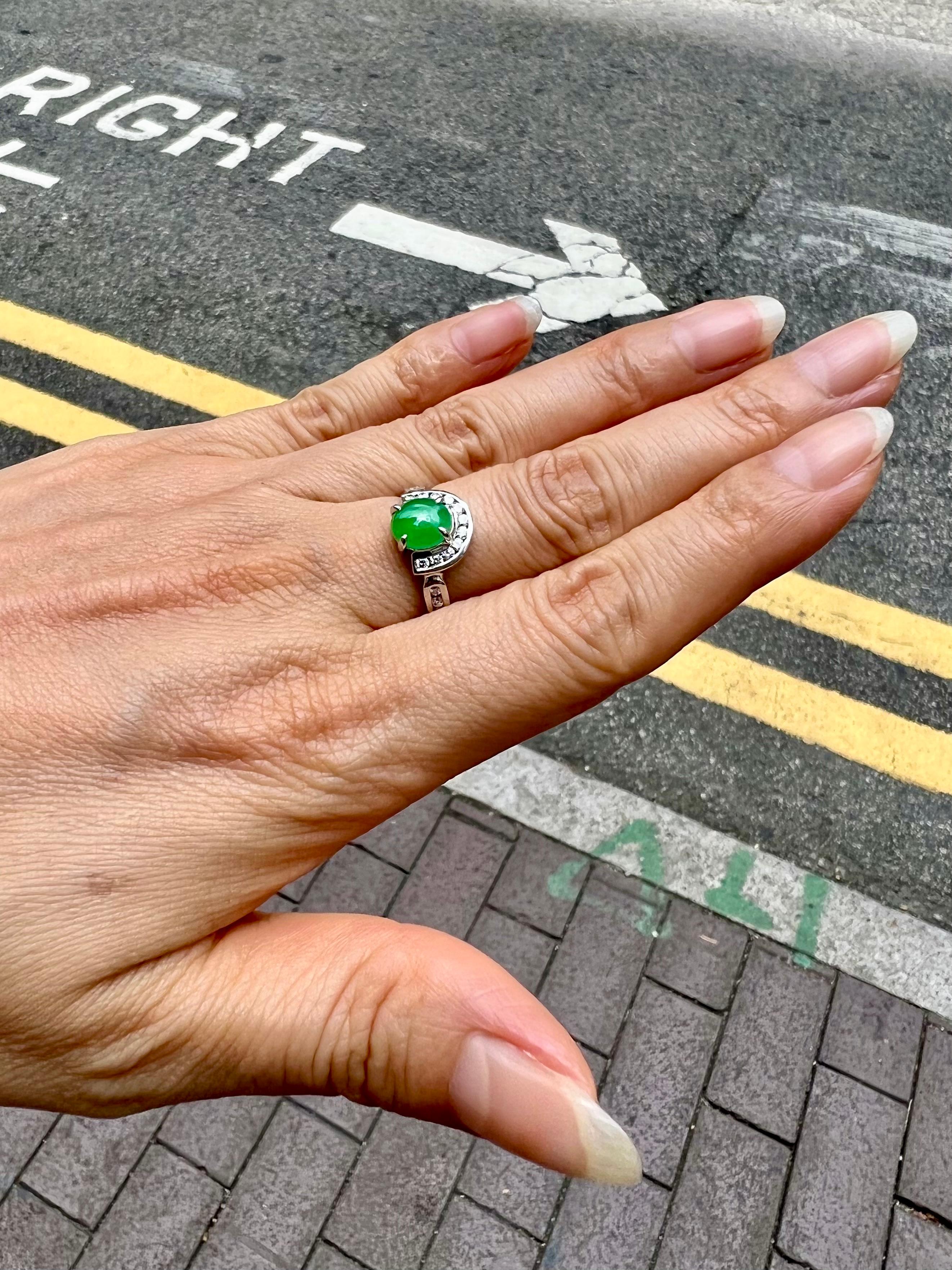 Certified 7.5mm x 6.6mm Apple Green Jade & Diamond Horseshoe Ring. Double Luck! For Sale 9