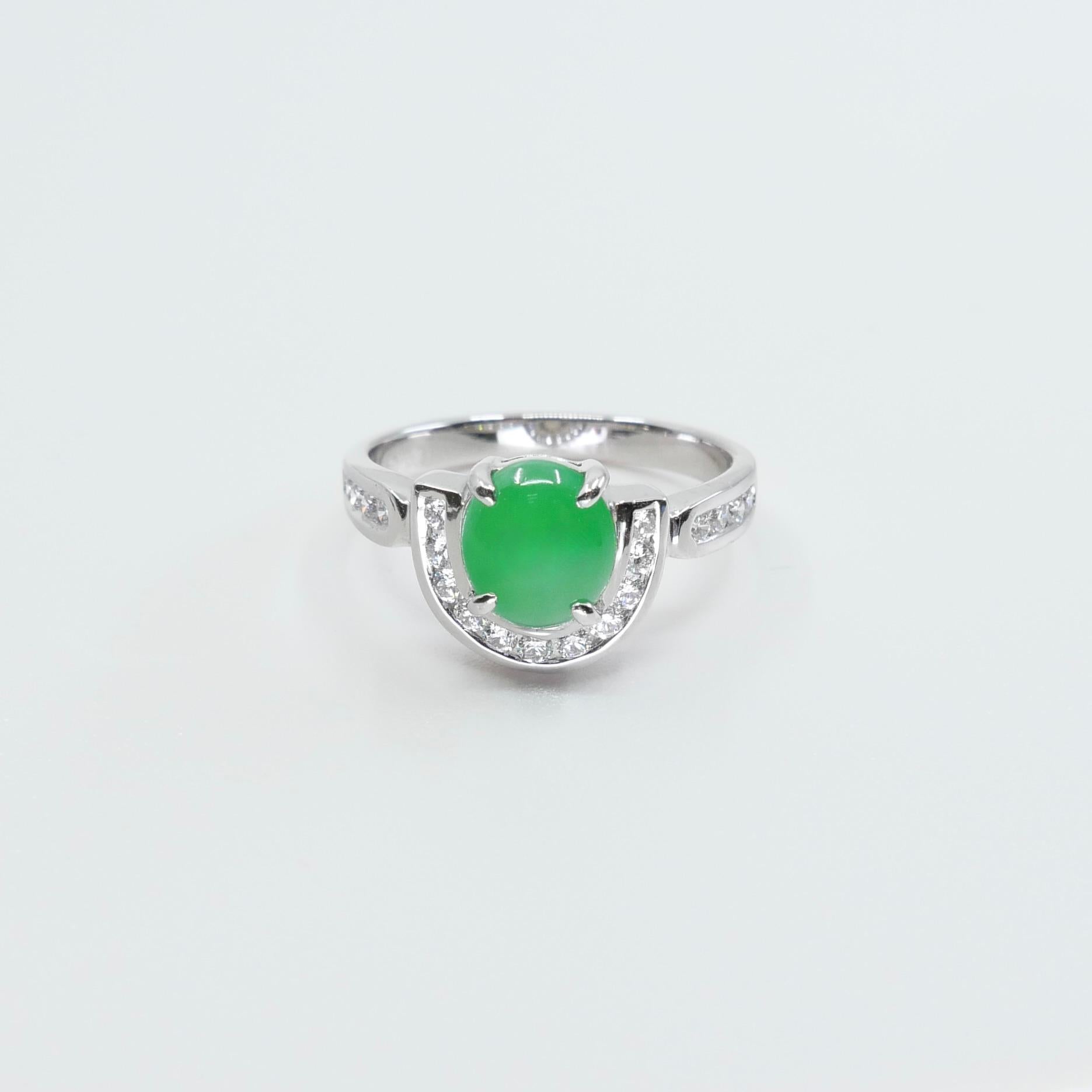 Certified Apple Green Jade & Diamond Horseshoe Cocktail Ring, Double Luckiness In New Condition For Sale In Hong Kong, HK
