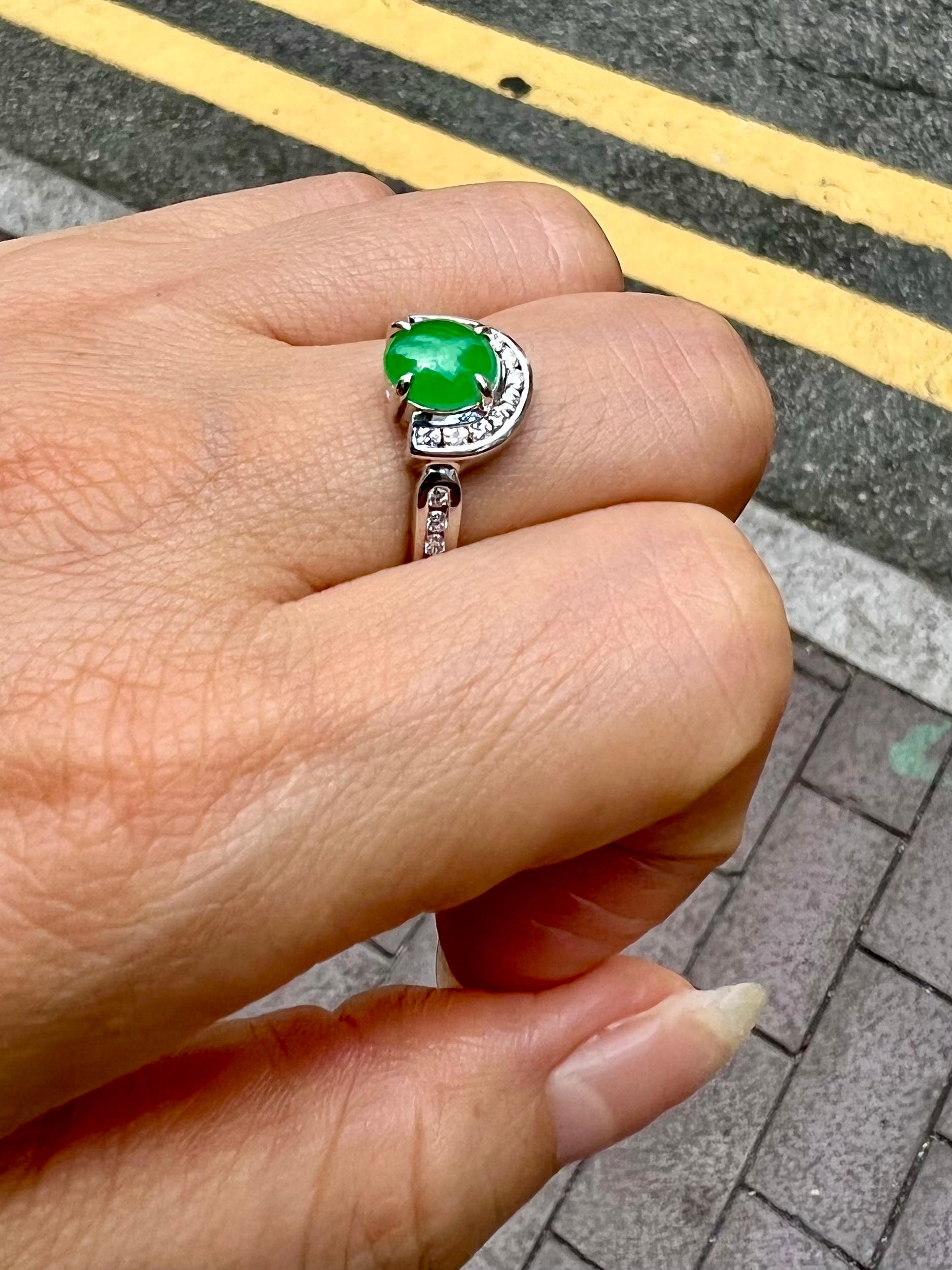 Certified Apple Green Jade & Diamond Horseshoe Cocktail Ring, Double Luckiness For Sale 2