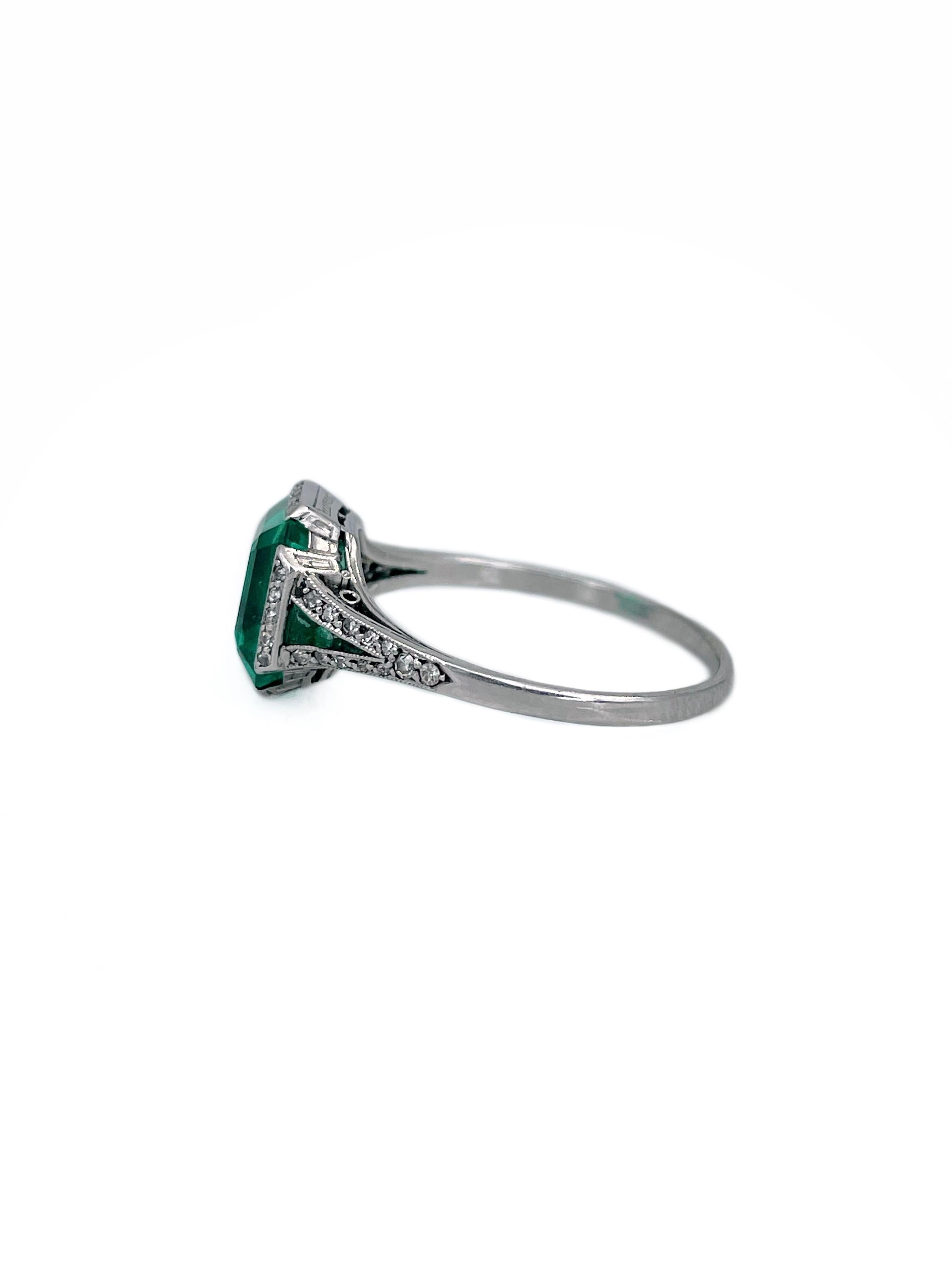 Certified Art Deco Palladium VVS 2.80 Carat Emerald Diamond Engagement Ring In Good Condition In Vilnius, Vilniaus apskr.