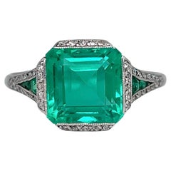 Antique Certified Art Deco Palladium VVS 2.80 Carat Emerald Diamond Engagement Ring