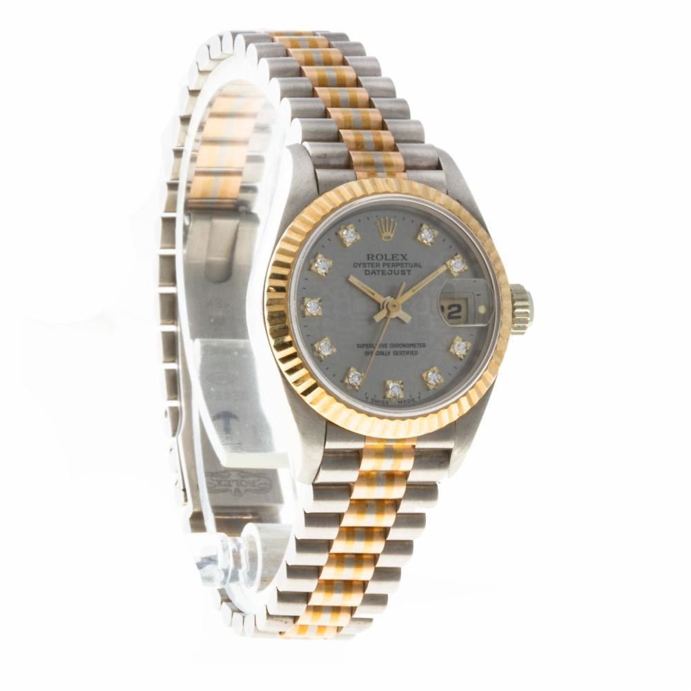 Certified Authentic Rolex Datejust 14280, White Dial In Excellent Condition For Sale In Miami, FL