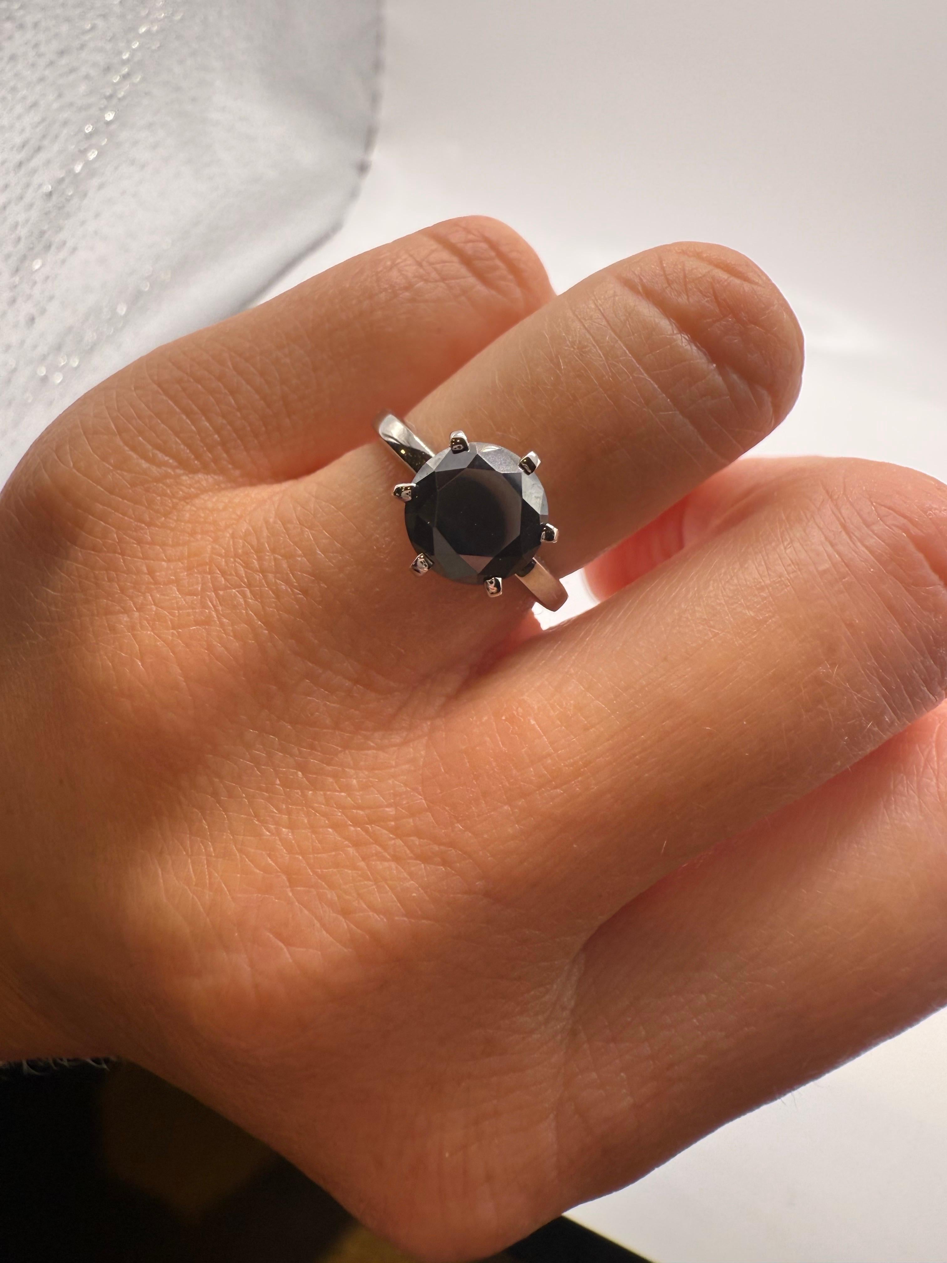 Anello di fidanzamento con diamante nero certificato, oro 14KT in vendita 4