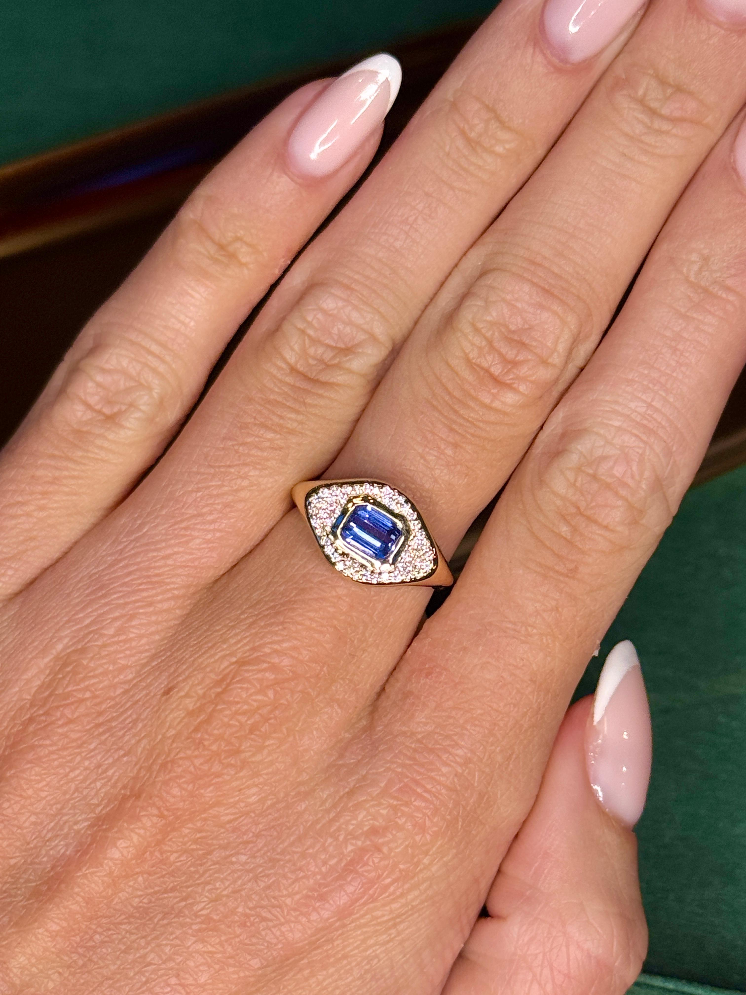 Siegelring mit zertifiziertem blauem Saphir und Diamant 'Natural & Unbehandelt' (Kissenschliff) im Angebot