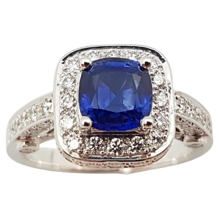 Certified Blue Sapphire with Diamond Ring Set in 18 Karat White Gold For Sale