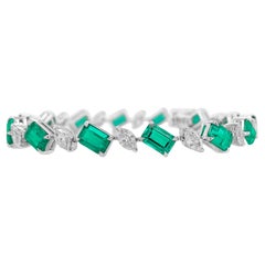 Certified Bracelet with Colombian Emerald and Natural White Diamonds in 18K Gold
