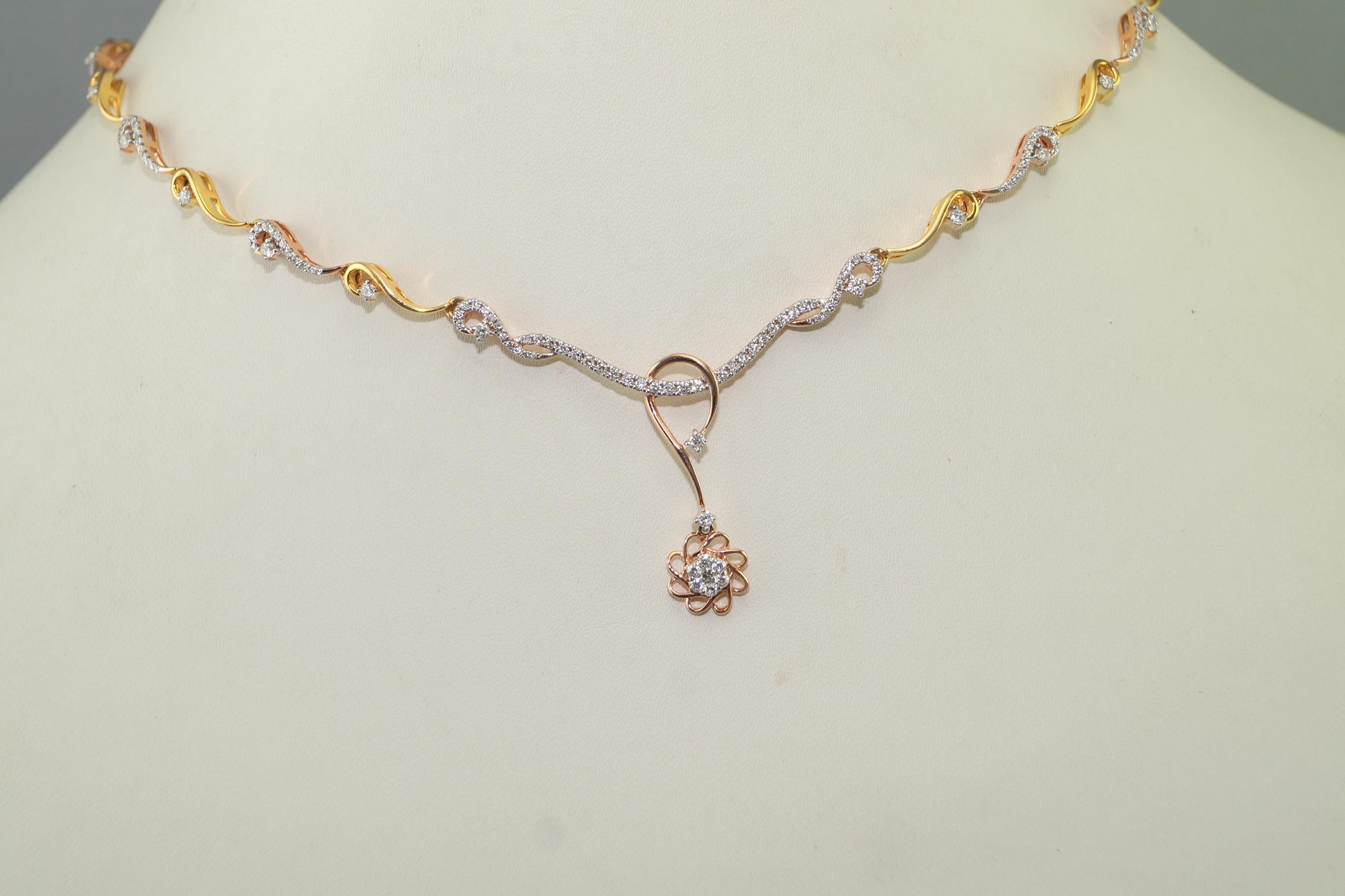 Contemporary Certified brilliant cut diamonds 18K rose & yellow gold choker necklace earrings For Sale