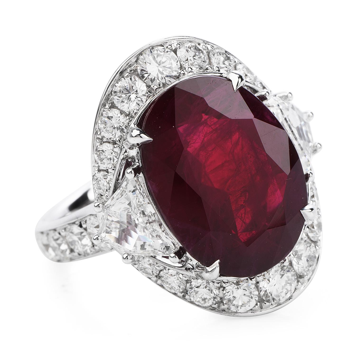zertifizierter burmesischer roter Rubin 13,45 Karat Diamant 18 Karat Gold Cocktail Ring für Damen oder Herren