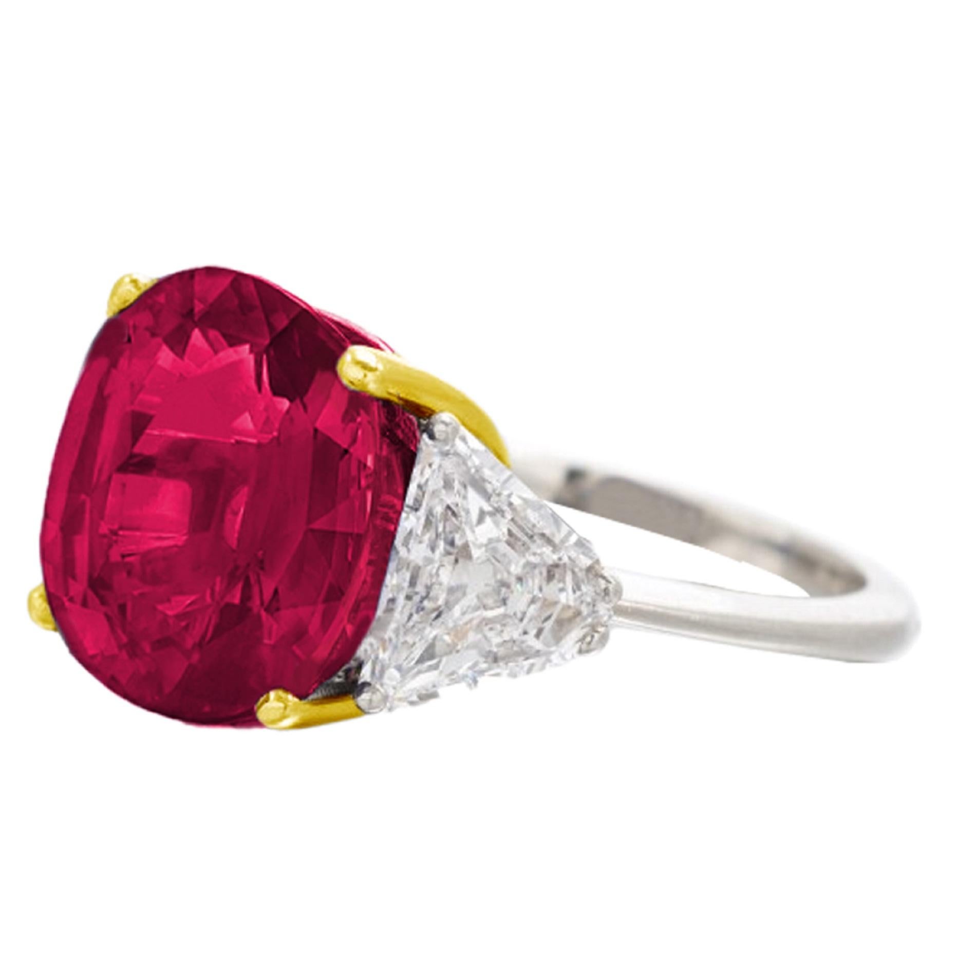 Contemporary Certified TIGL 5 Carat Pigeon Blood Red Cushion Shape Ruby 18K Gold Ring For Sale