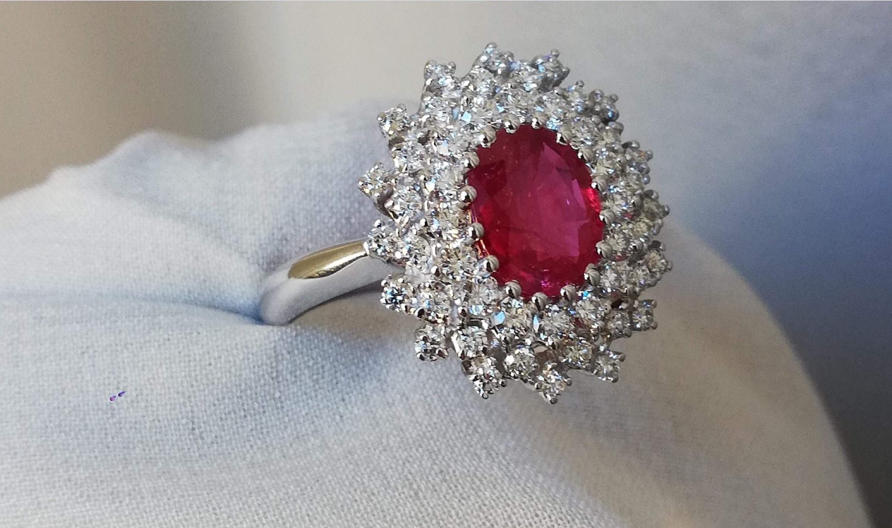 Modern Certified Burma Red Ruby and White Diamond 18 Carat White Gold Cocktail Ring