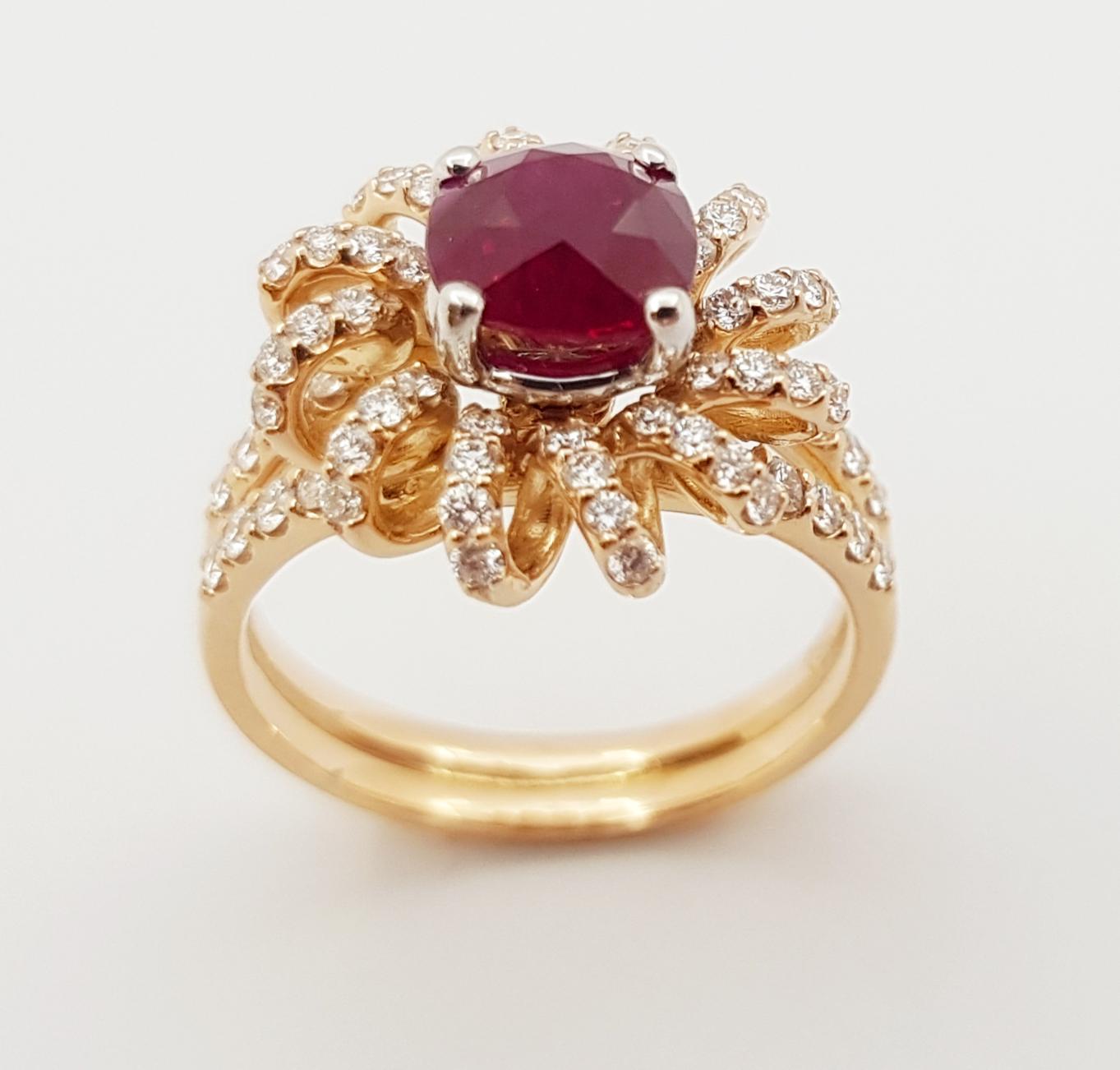 Certified Burmese Pigeon's Blood Ruby with Diamond Ring Set in 18K Rose Gold For Sale 5