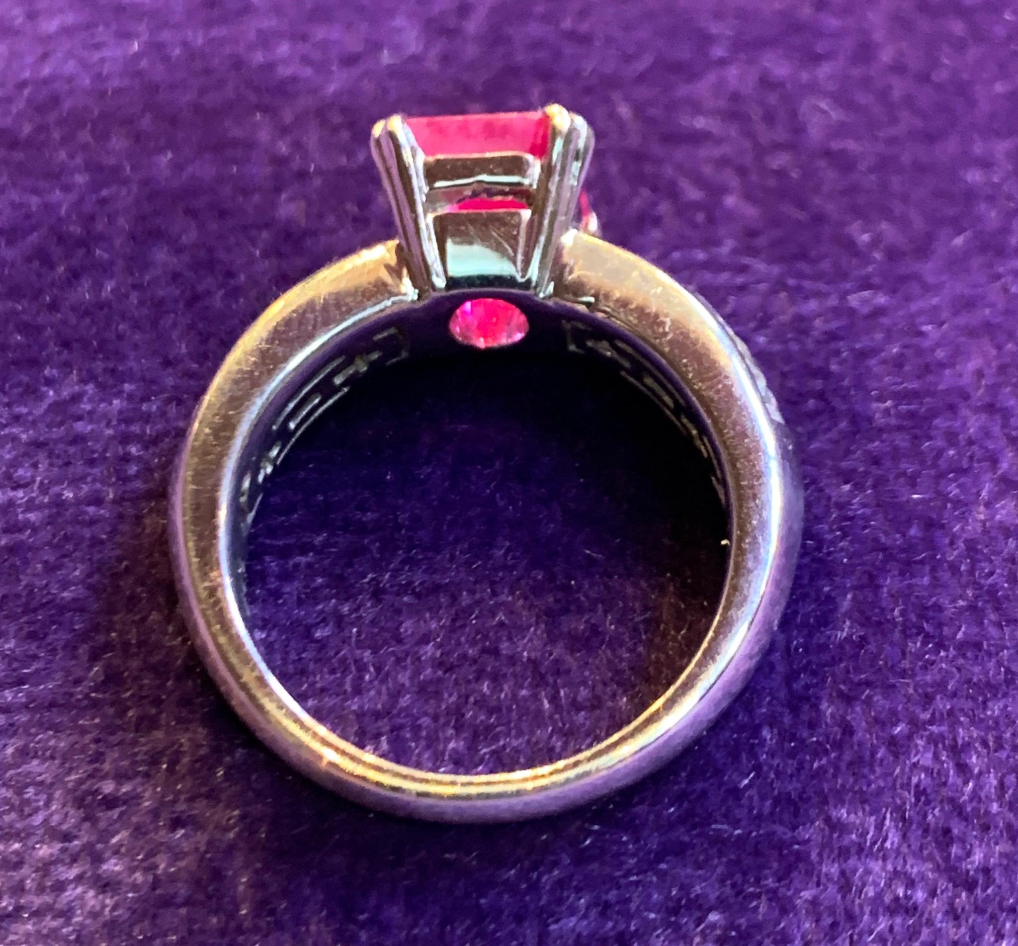 Certified Burmese Ruby & Diamond Solitaire Ring  For Sale 1