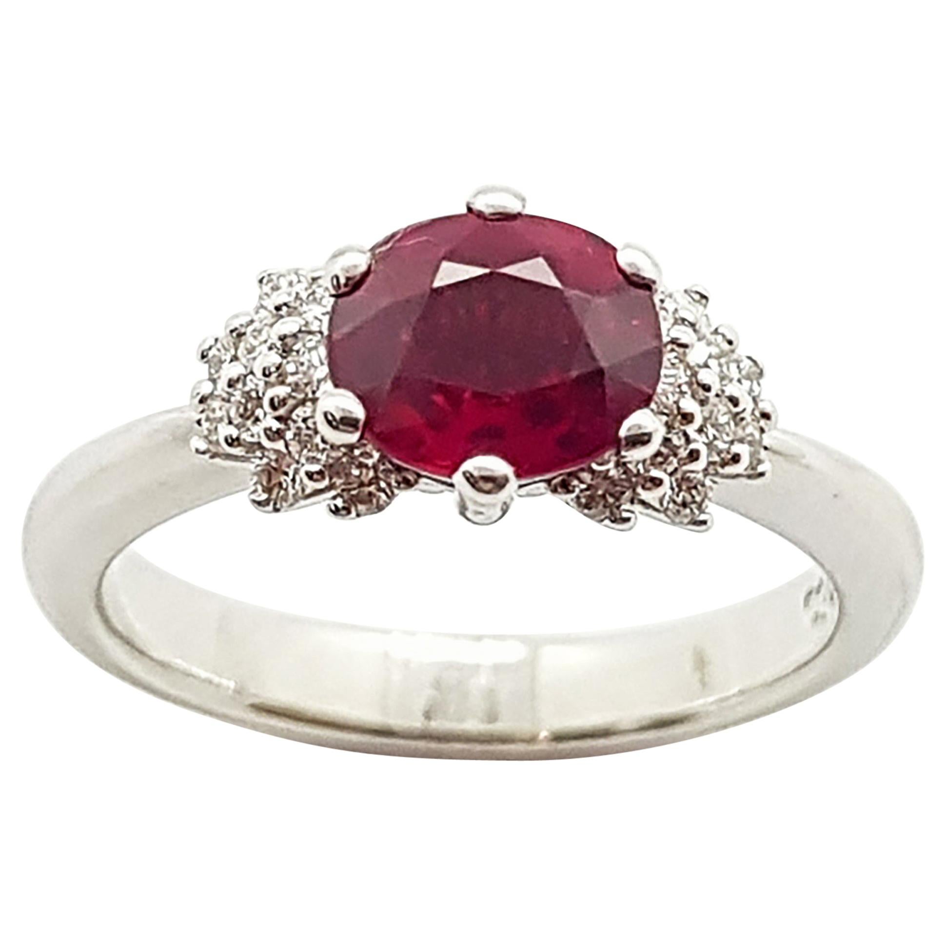 Certified Burmese Ruby with Diamond Ring Set in 18 Karat White Gold For Sale