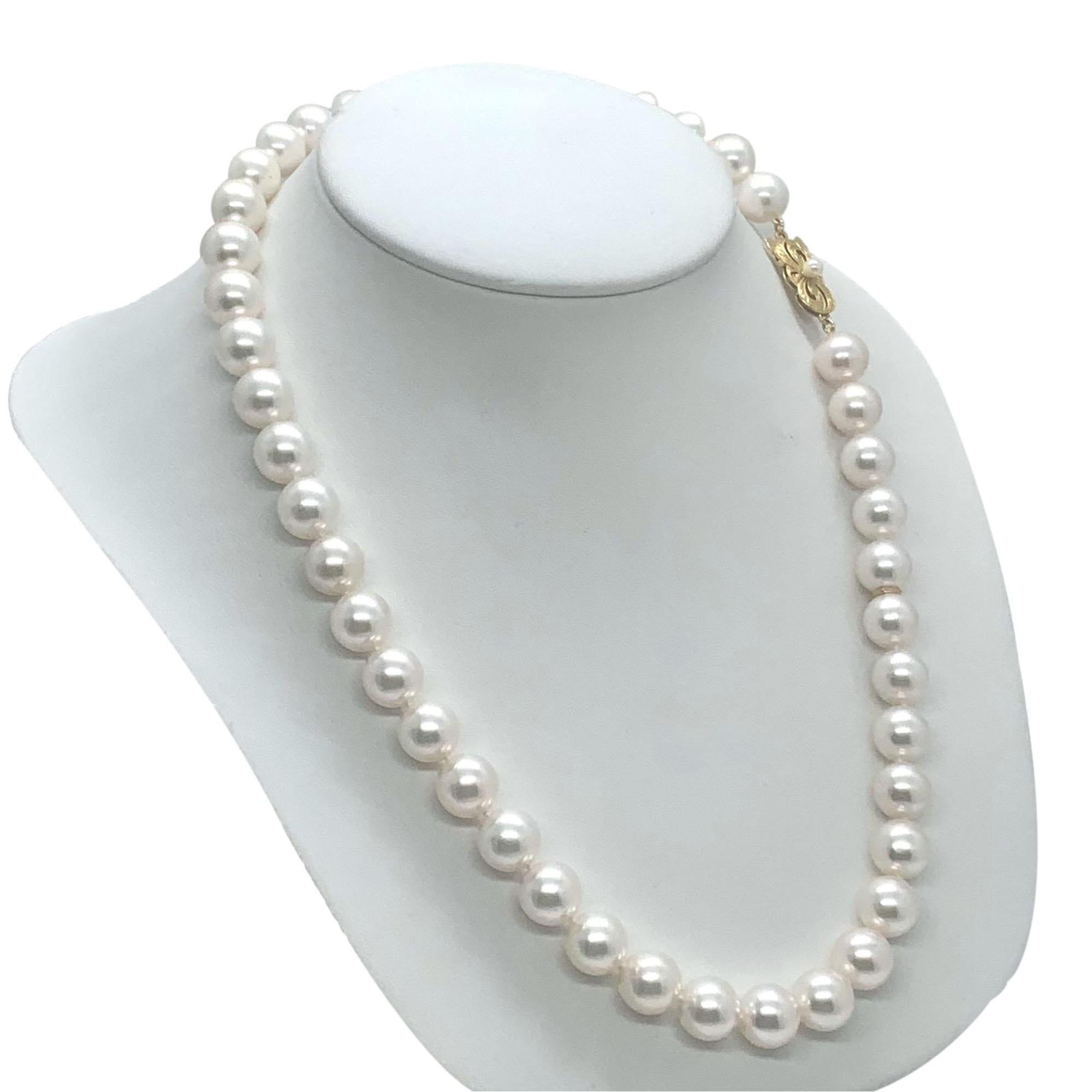 Modern Certified by Mikimoto Large 18 Karat Gold Pearl Necklace