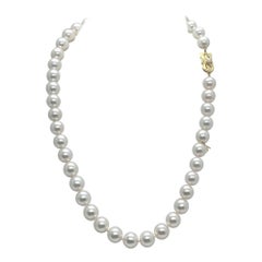 Used Certified by Mikimoto Large 18 Karat Gold Pearl Necklace