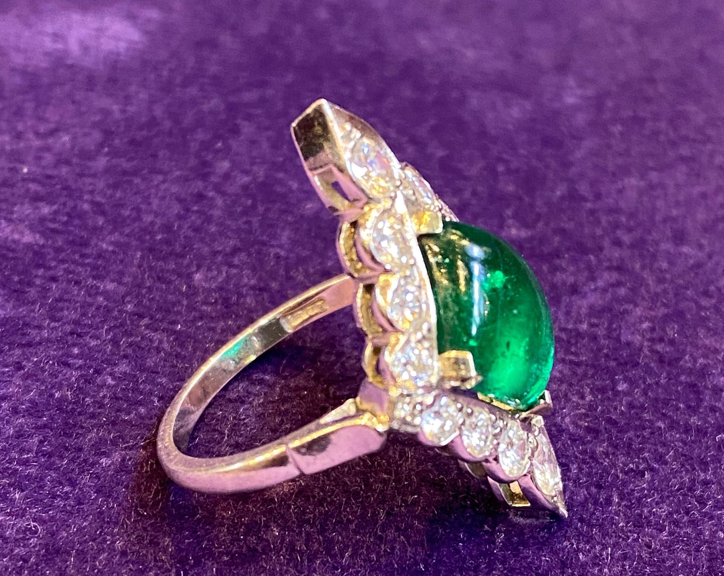 Certified Cabochon Colombian Emerald & Diamond Ring For Sale 3