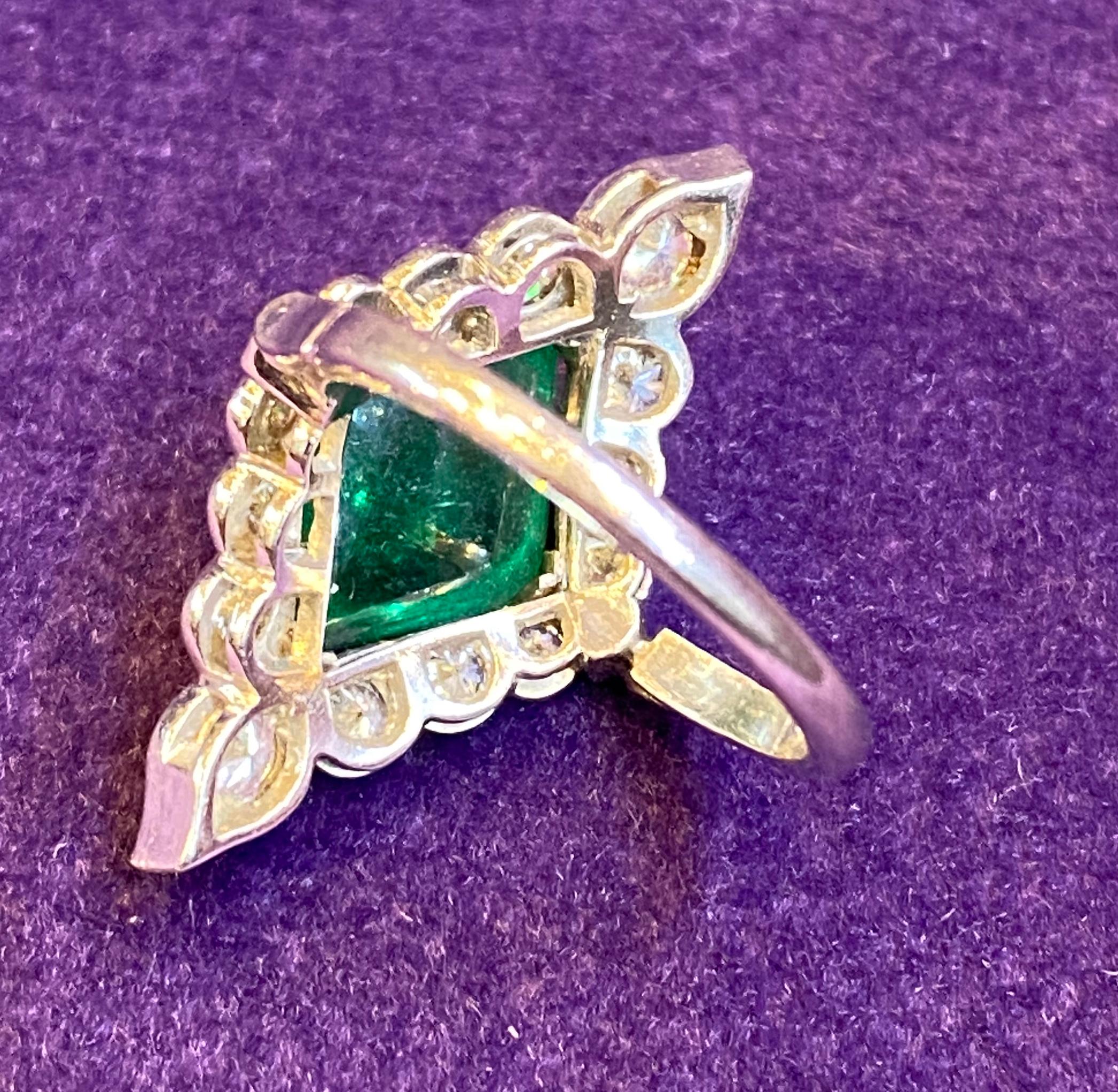 Certified Cabochon Colombian Emerald & Diamond Ring For Sale 4