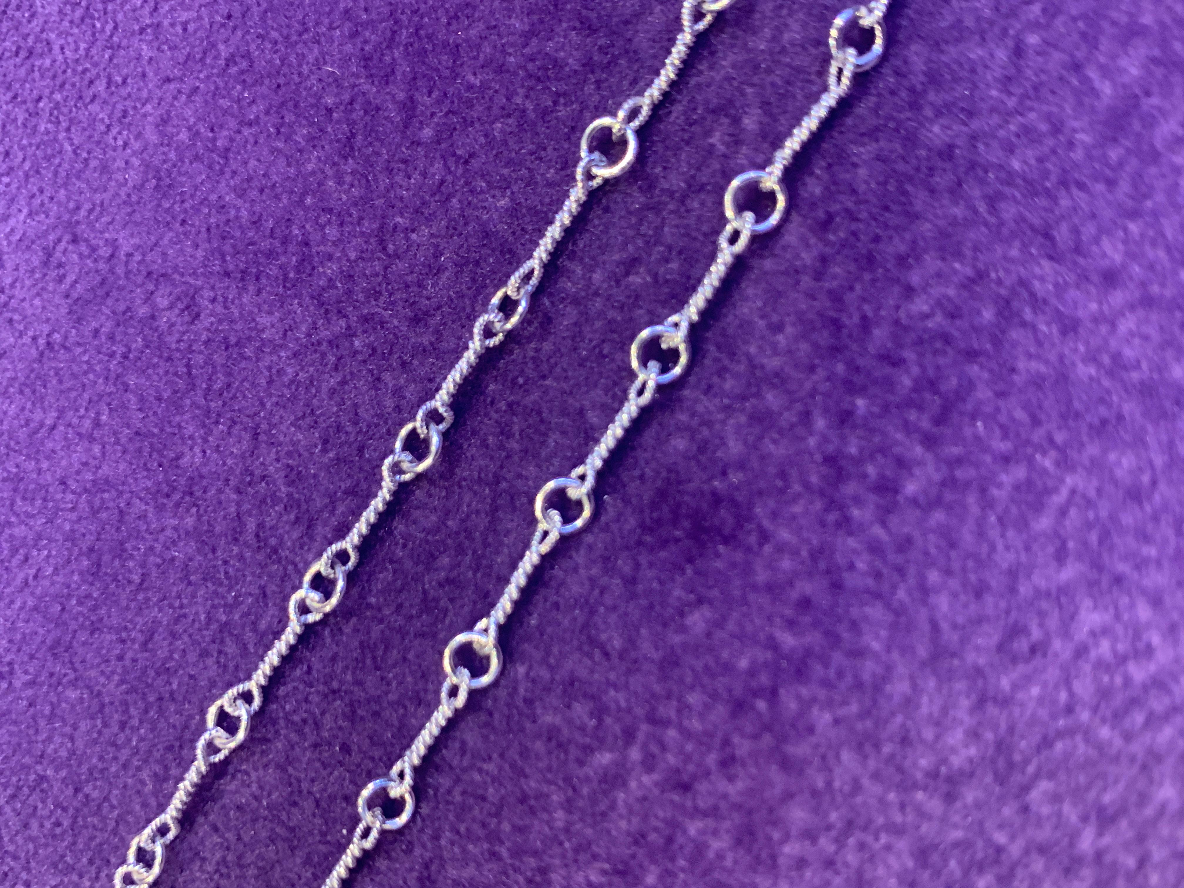 Collana con ciondolo di Gesù in smeraldo intagliato certificato in vendita 5