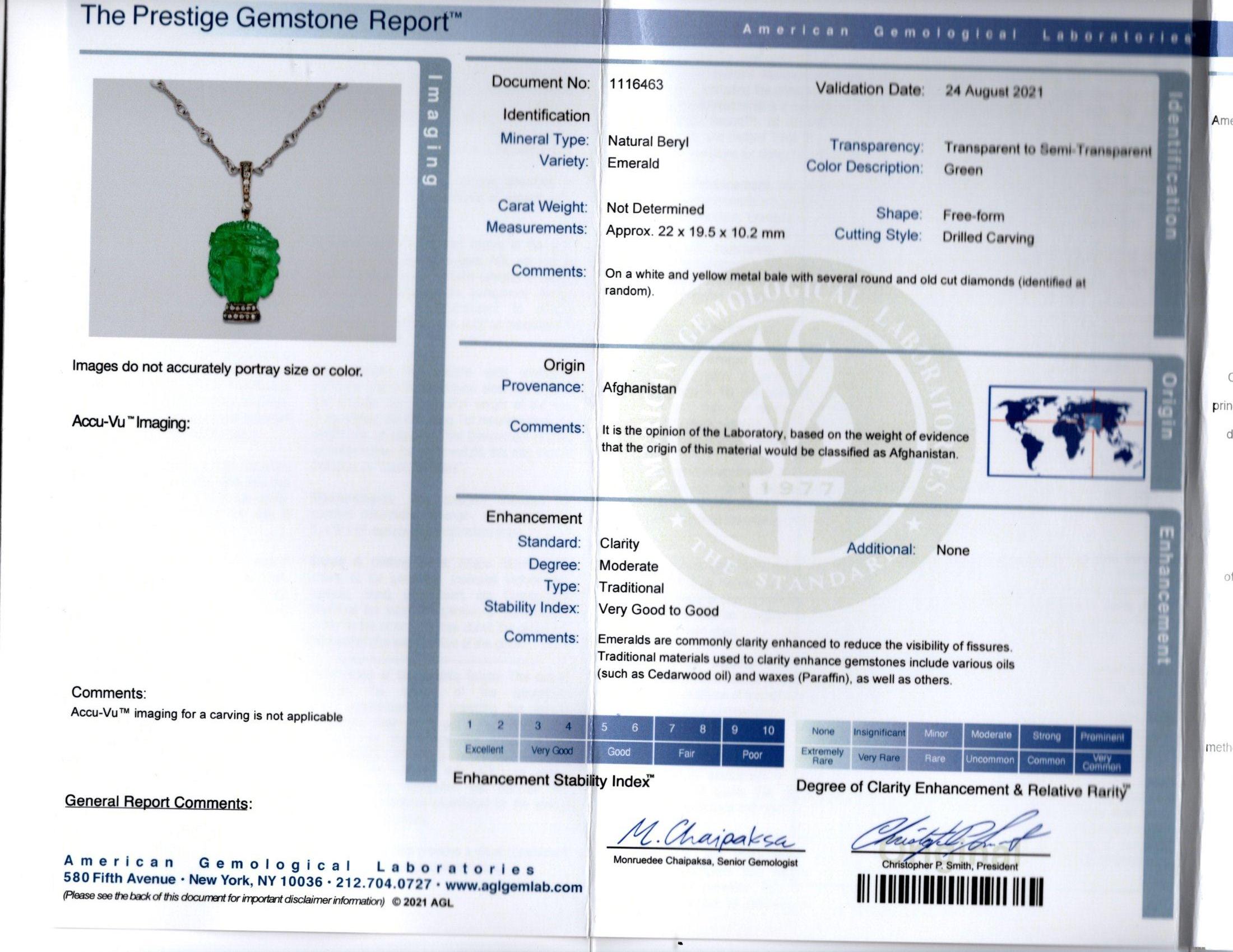 Collana con ciondolo di Gesù in smeraldo intagliato certificato in vendita 6