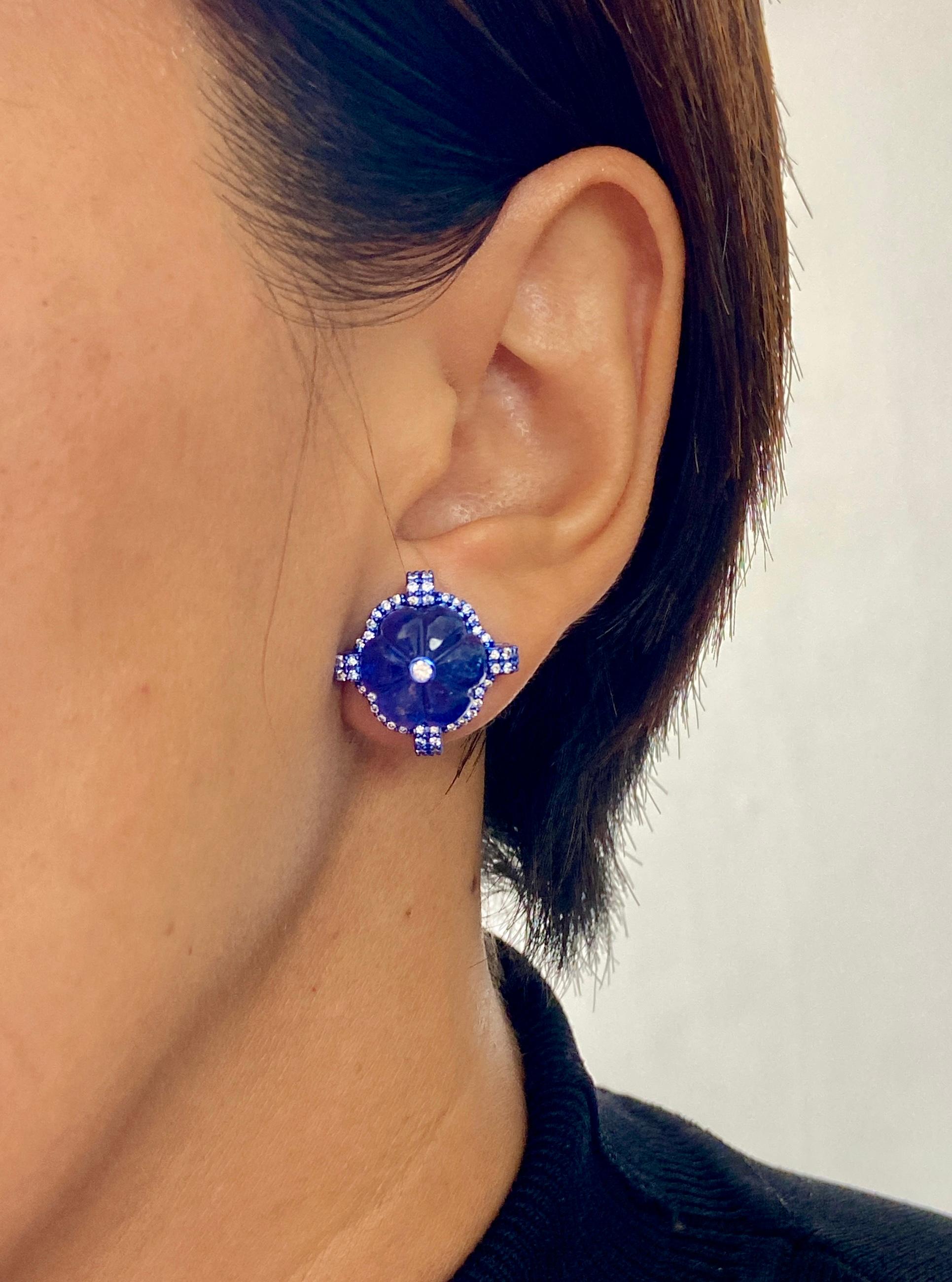 Zertifizierte geschnitzte Tansanit-Ohrringe in 18K blau plattiertem Gold im Angebot 5