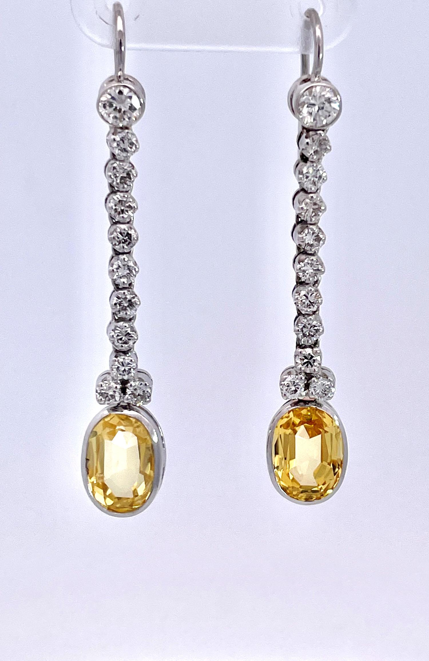 Orecchini a goccia con diamante giallo zaffiro certificato Ceylon senza calore in vendita 3