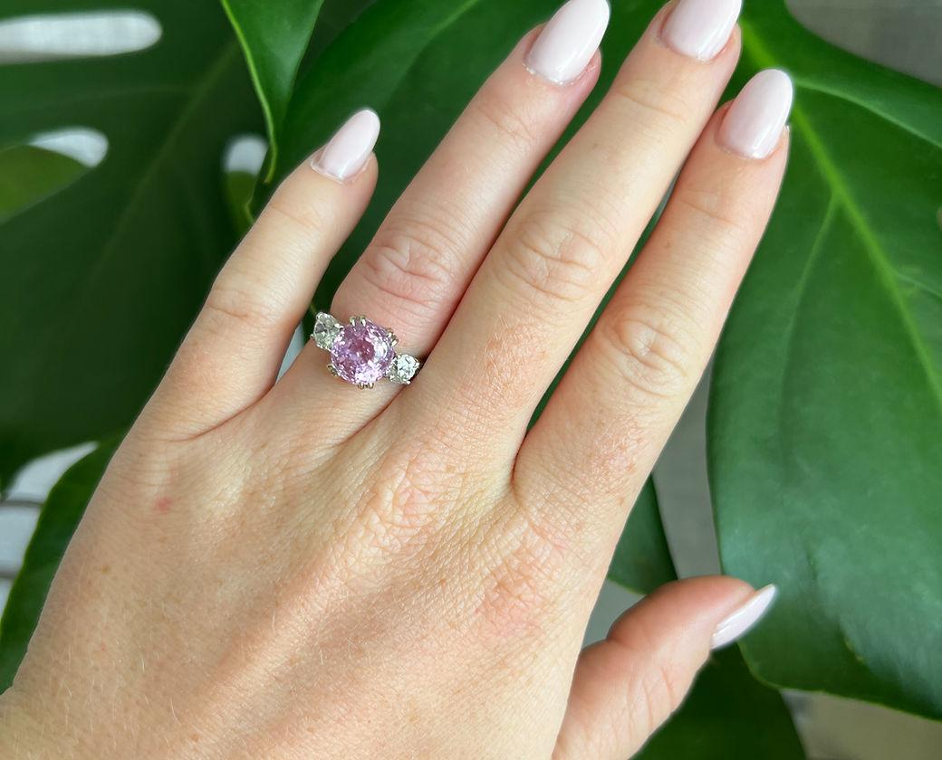 Certified Ceylon Normal Heat  Pink Saphir and Diamond Ring made in 18k White Gold.
(French made) 

The Pink Ceylon  Certified weighs around 5 carats with by two old cut diamonds weighing a total of approximately 1.00 carat, 

-CERTIFICAT LFG PARIS

