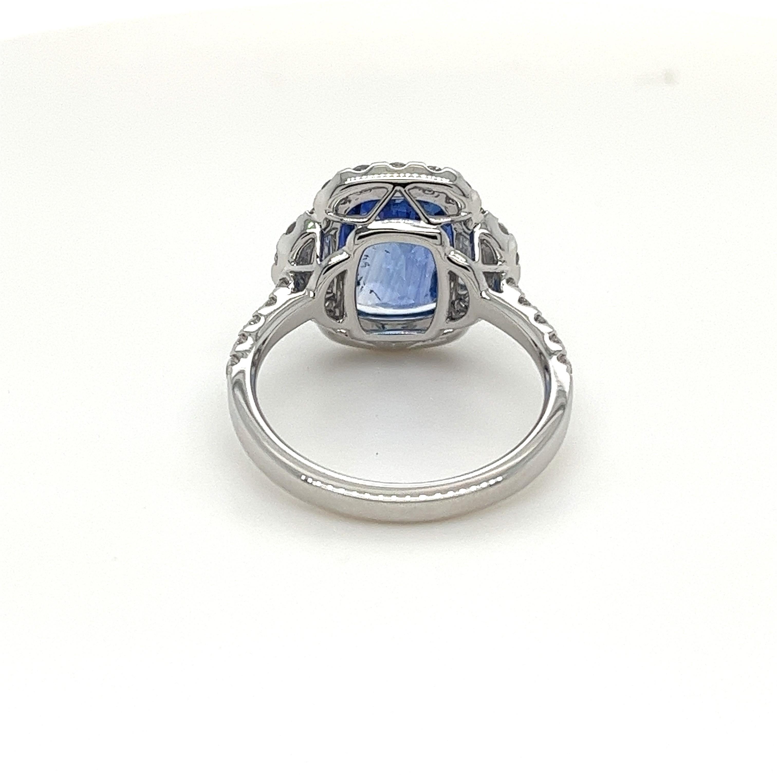 Cushion Cut Certified Ceylon Sapphire & Diamond Ring in 18 Karat White Gold For Sale