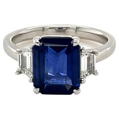 Certified Ceylon Sapphire & Diamond Three stone Ring in Platinum