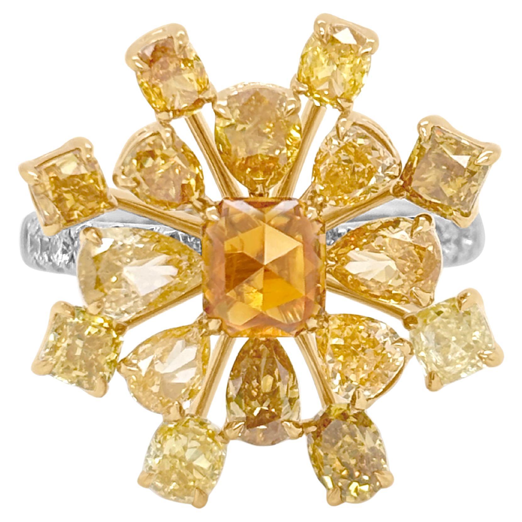 Anello da cocktail certificato con diamanti Nature Fancy Color taglio rosa in oro 18 carati