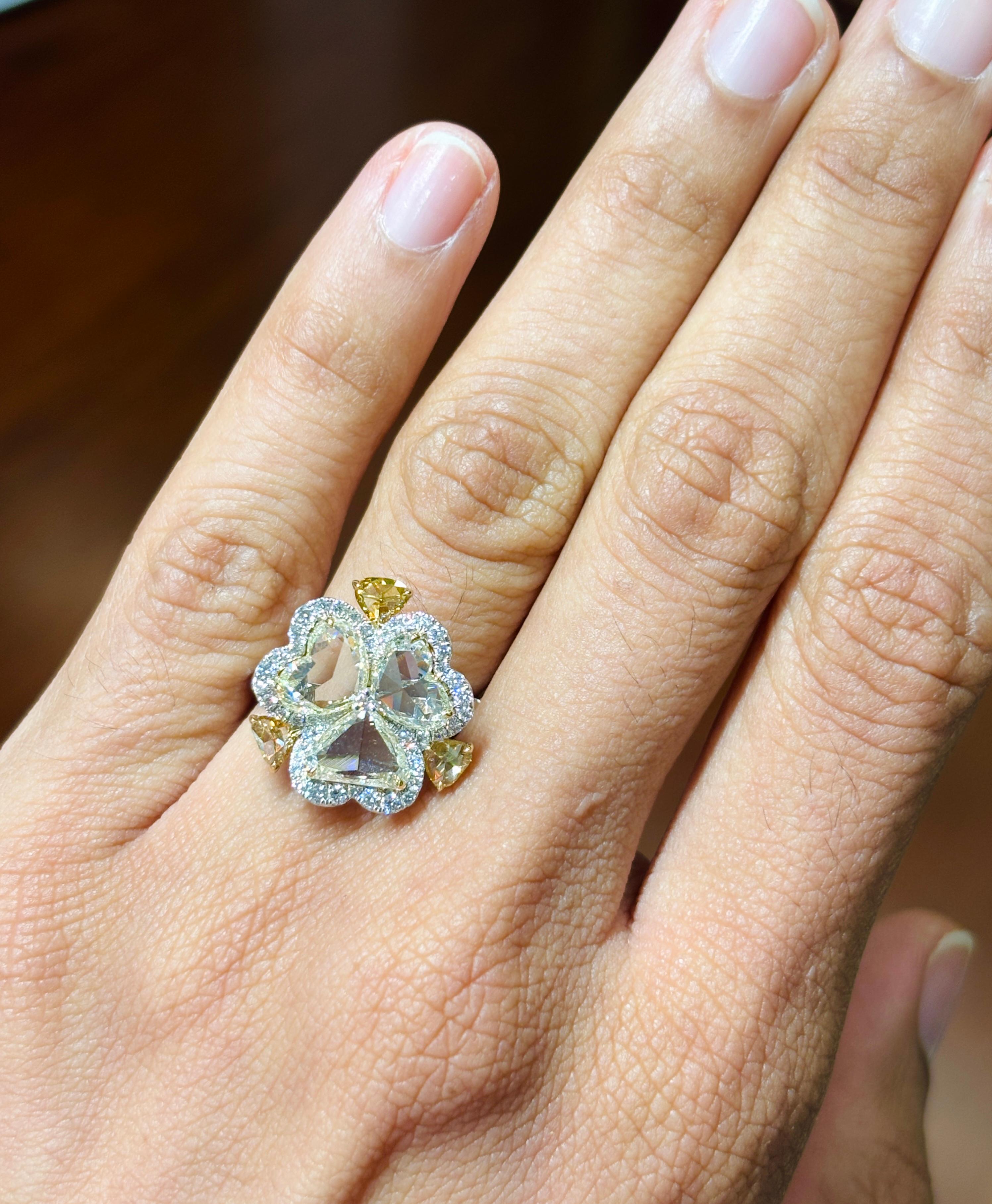 Zertifizierter Cocktailring mit natürlichen Fancy Color Rosecut Diamanten 18K Gold (Zeitgenössisch) im Angebot