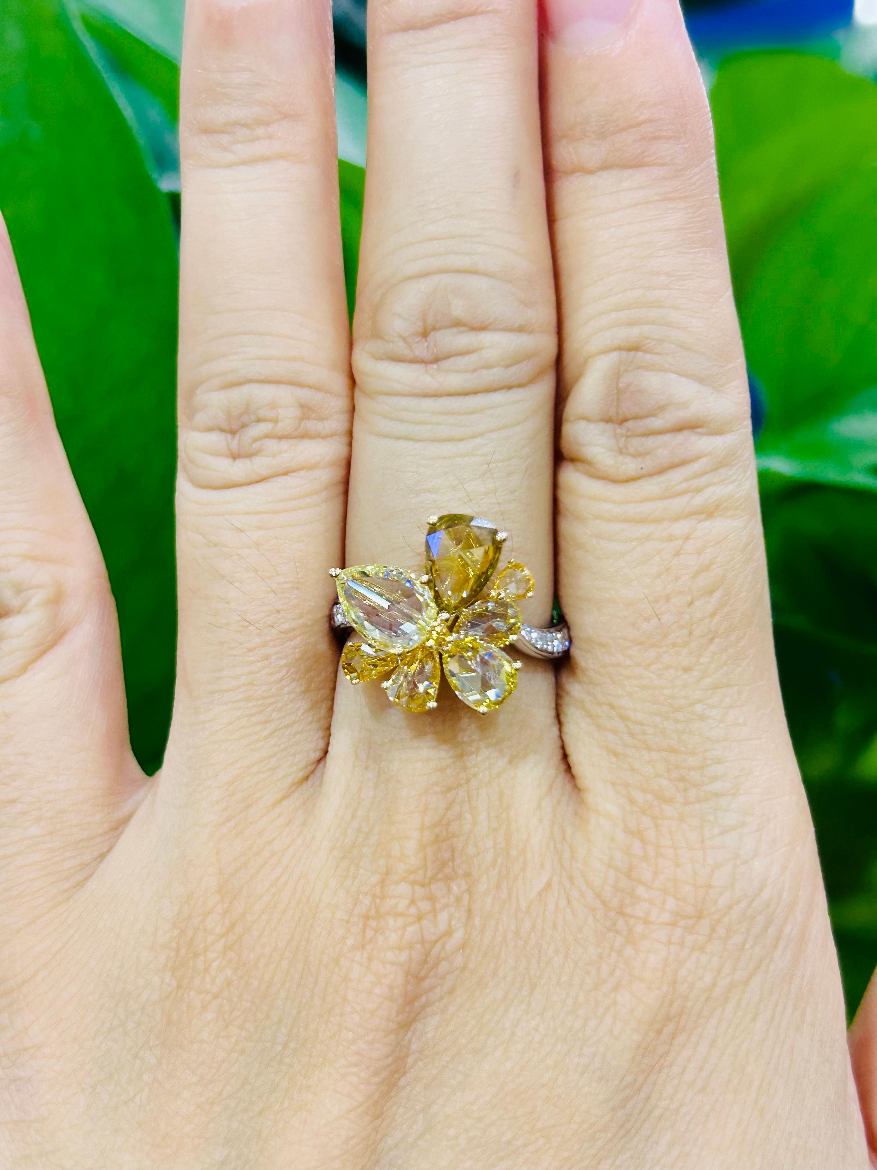 Zertifizierter Cocktailring mit natürlichen Diamanten im Rosenschliff mit Birne 18K Gold (Gemischter Schliff) im Angebot